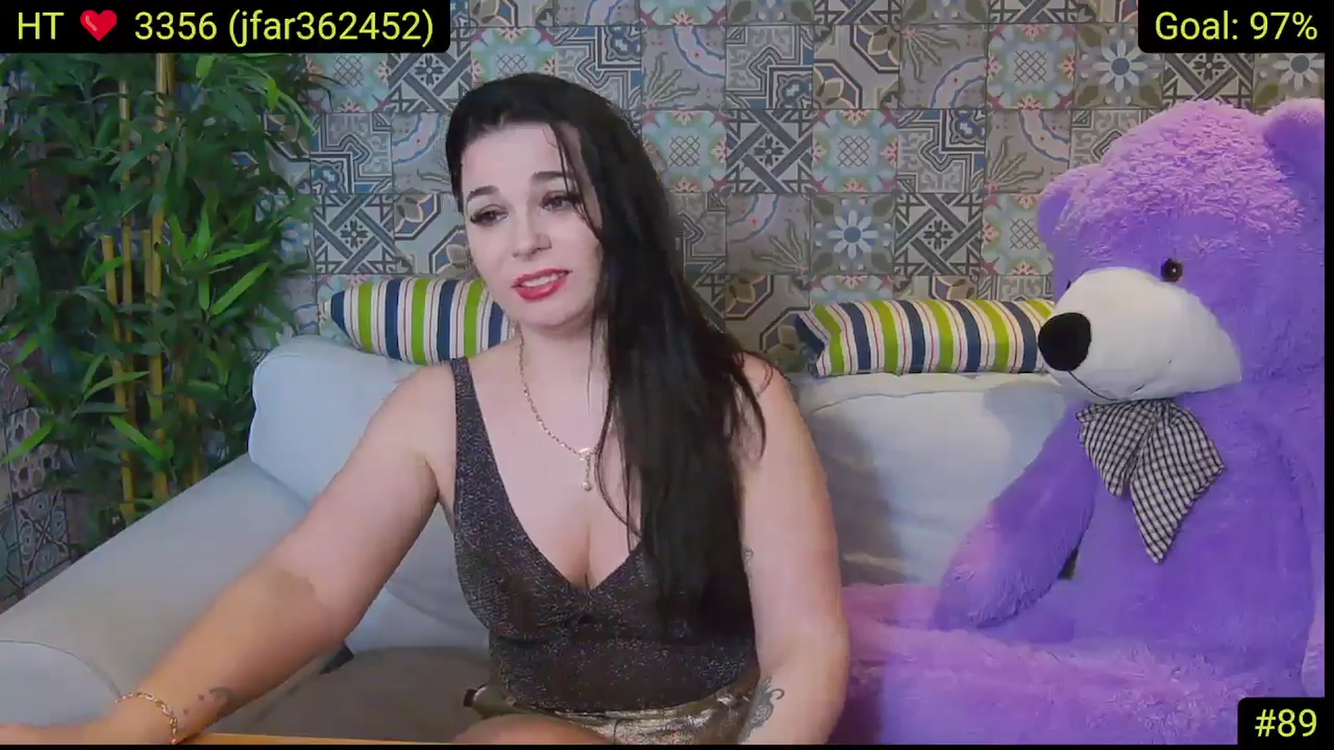 Gallery image thumbnail from AliciaKristal's myfreecams stream on, 04/11/2025, 24:02 image 15 of 20