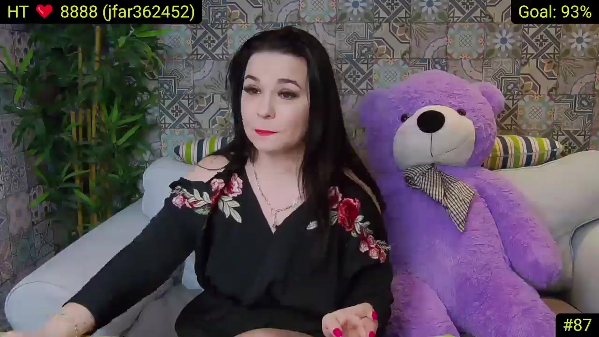 Gallery image thumbnail from AliciaKristal's myfreecams stream on, 04/11/2025, 22:44 image 10 of 20