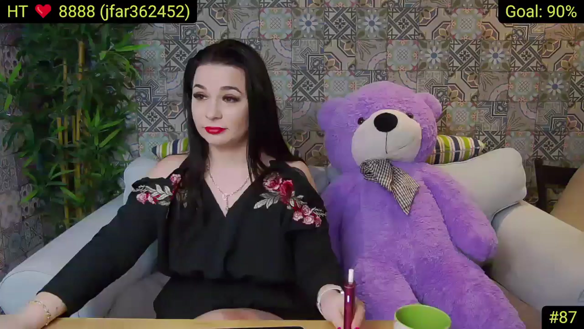 Gallery image thumbnail from AliciaKristal's myfreecams stream on, 04/11/2025, 22:44 image 7 of 20