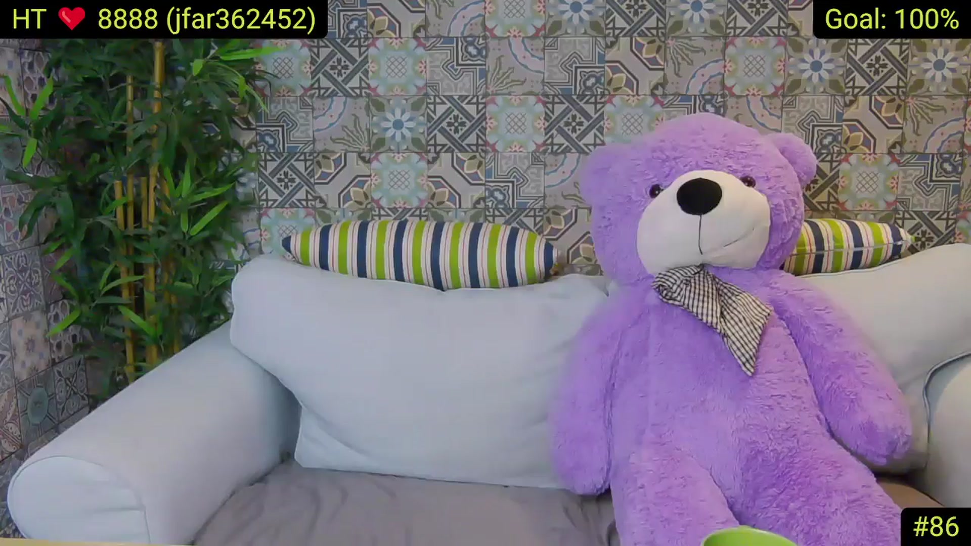 Gallery image thumbnail from AliciaKristal's myfreecams stream on, 04/11/2025, 22:44 image 15 of 20