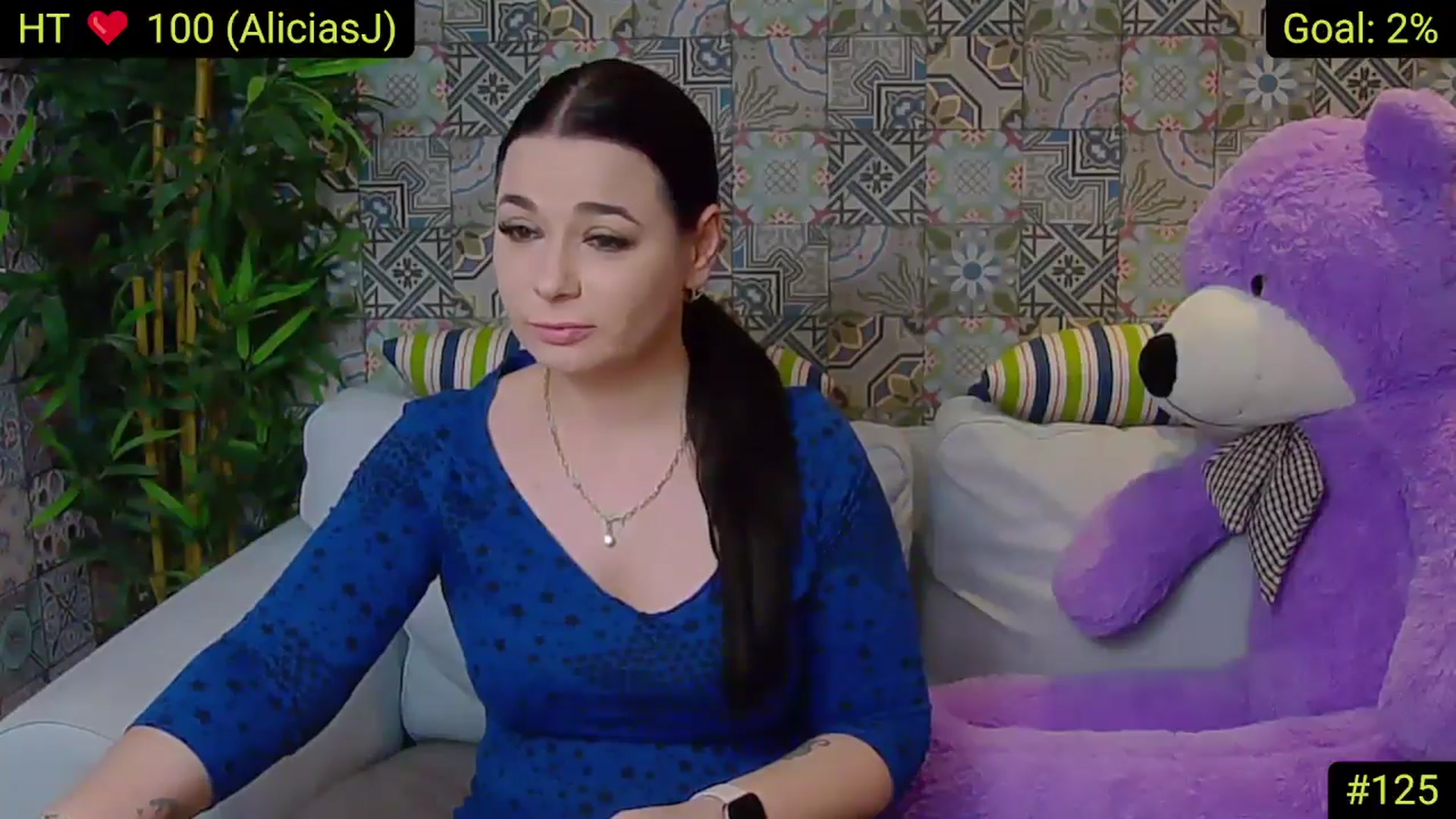 Gallery image thumbnail from AliciaKristal's myfreecams stream on, 04/13/2025, 22:59 image 8 of 20