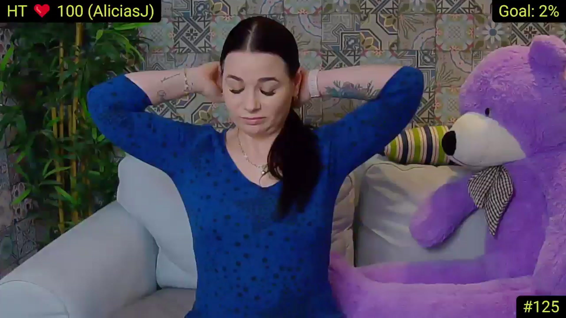 Gallery image thumbnail from AliciaKristal's myfreecams stream on, 04/13/2025, 22:59 image 9 of 20