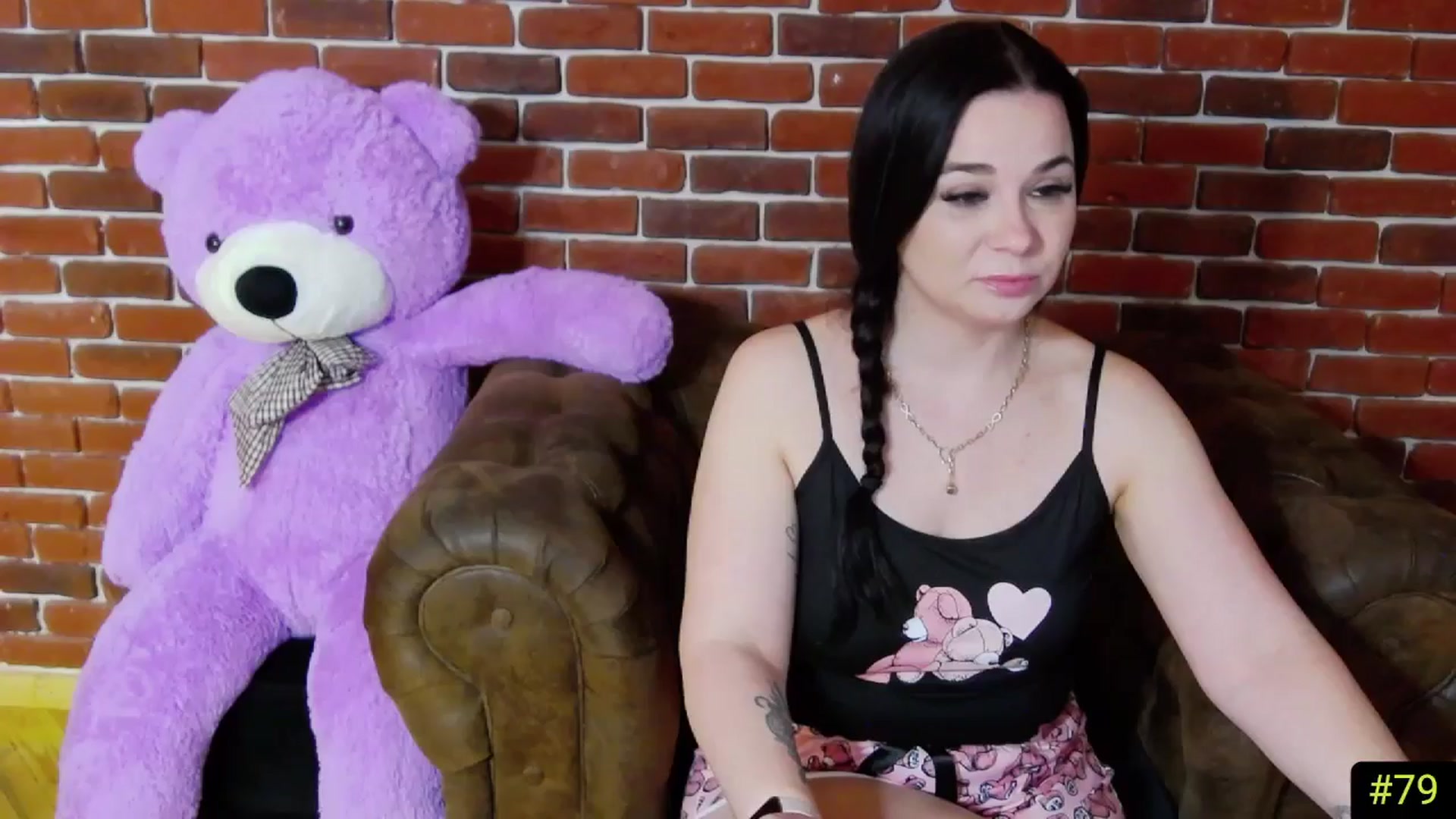 Gallery image thumbnail from AliciaKristal's myfreecams stream on, 04/16/2025, 24:08 image 16 of 20