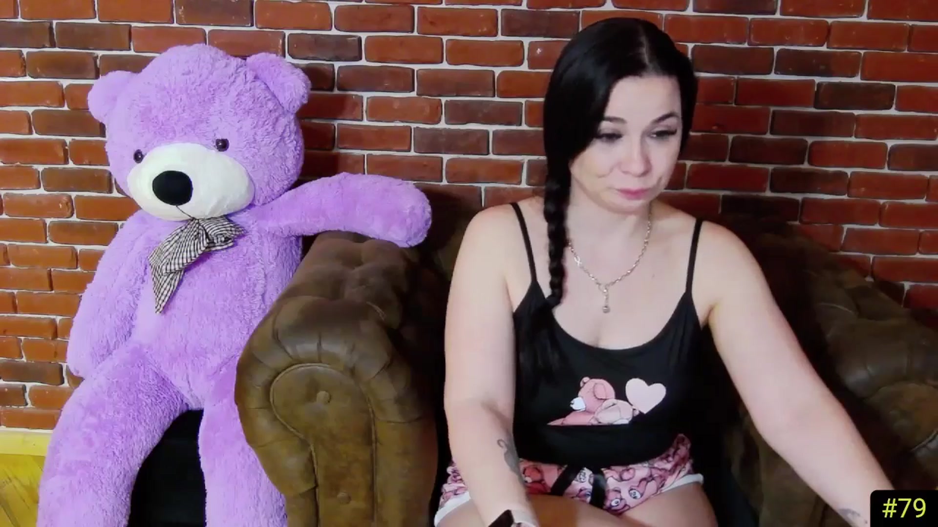 Gallery image thumbnail from AliciaKristal's myfreecams stream on, 04/16/2025, 24:08 image 14 of 20