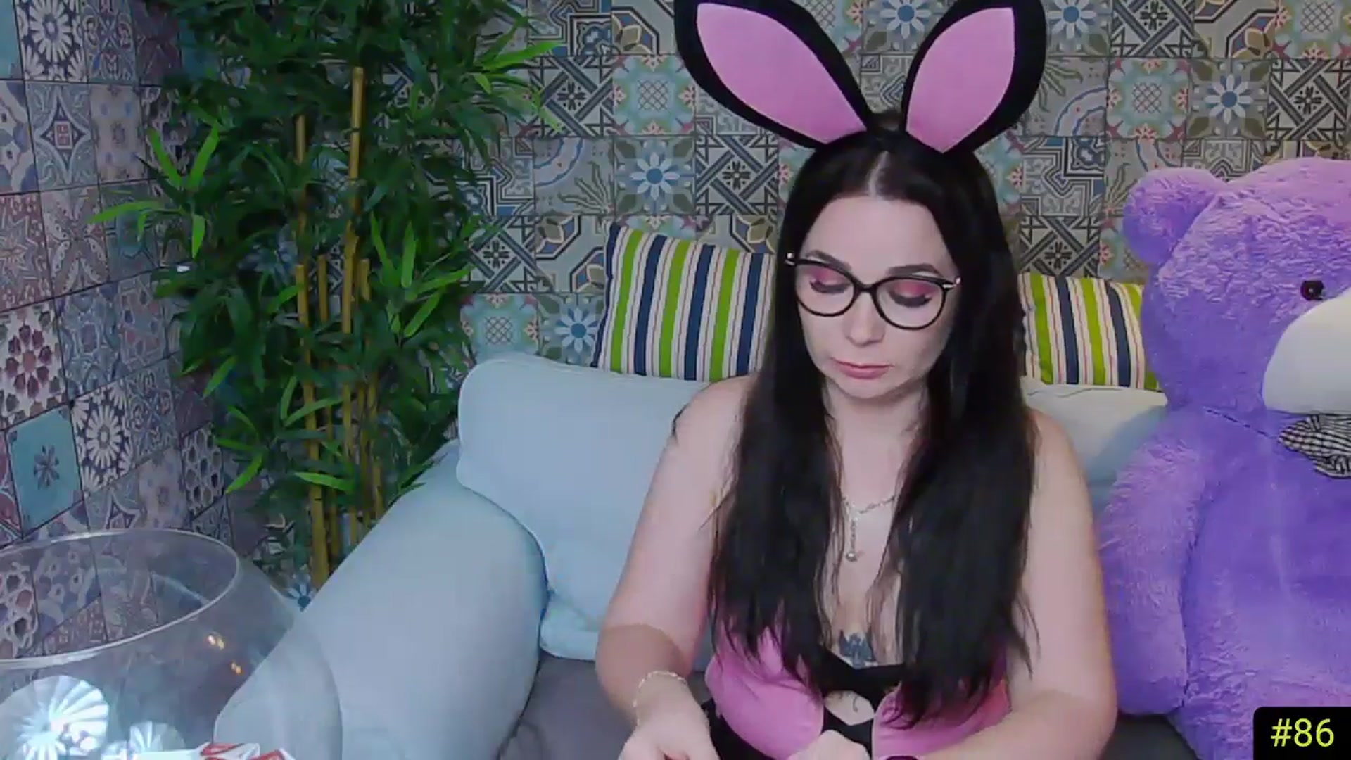 Gallery image thumbnail from AliciaKristal's myfreecams stream on, 04/23/2025, 24:08 image 20 of 20