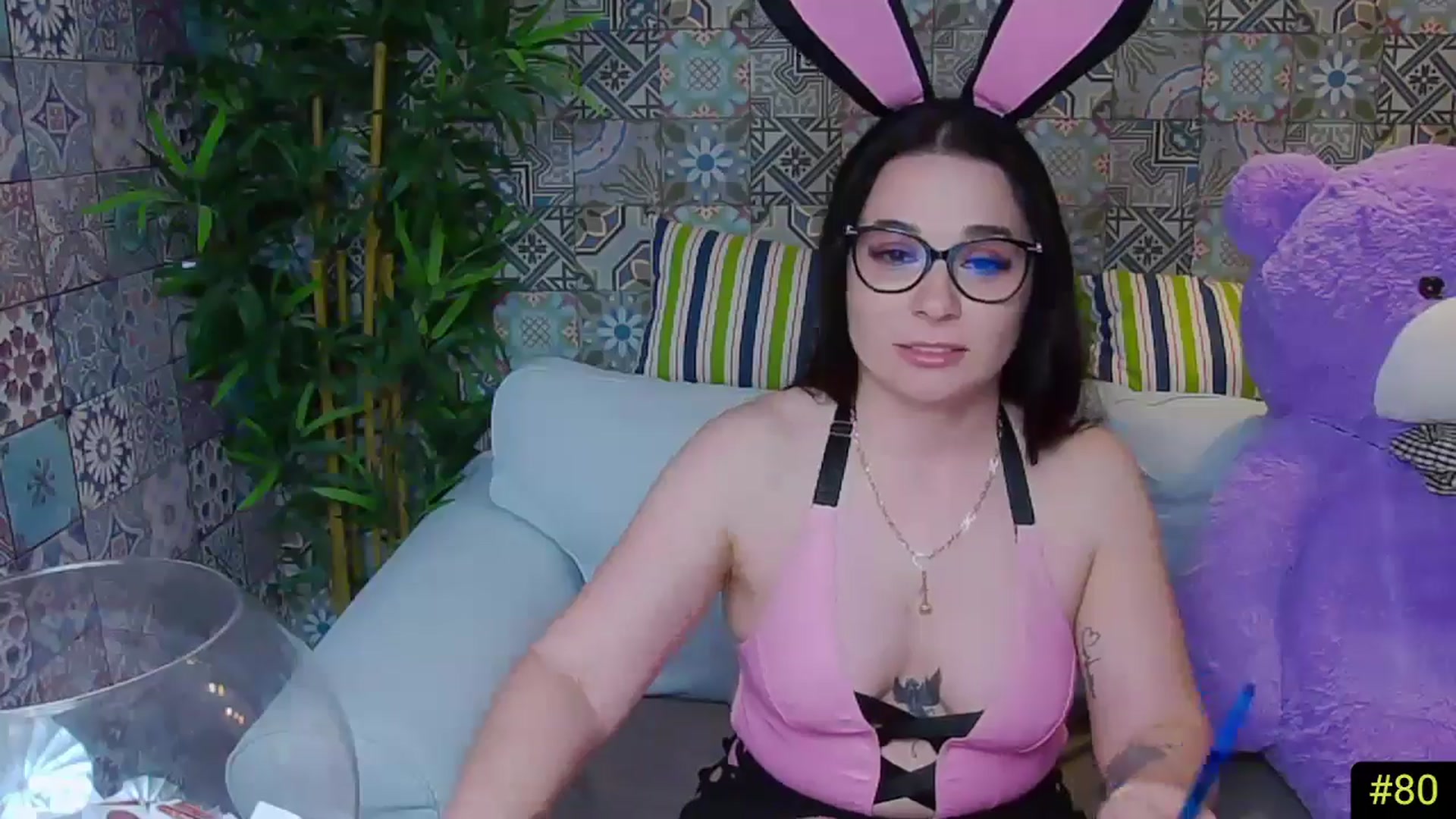 Gallery image thumbnail from AliciaKristal's myfreecams stream on, 04/23/2025, 03:42 image 5 of 20