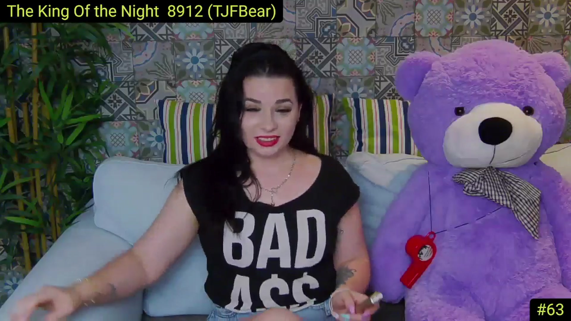 Gallery image thumbnail from AliciaKristal's myfreecams stream on, 04/24/2025, 23:35 image 11 of 20