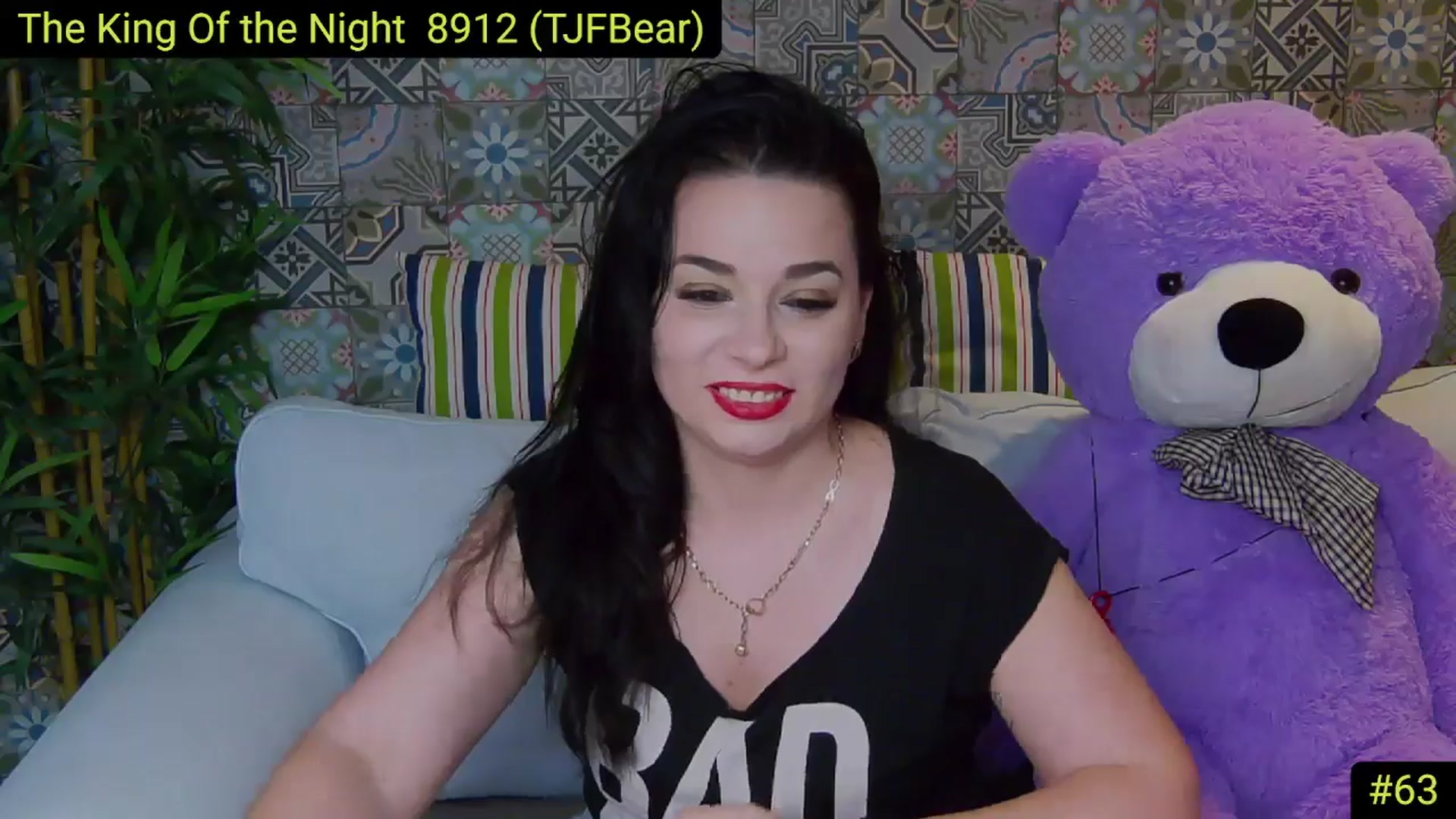 Gallery image thumbnail from AliciaKristal's myfreecams stream on, 04/24/2025, 23:35 image 10 of 20