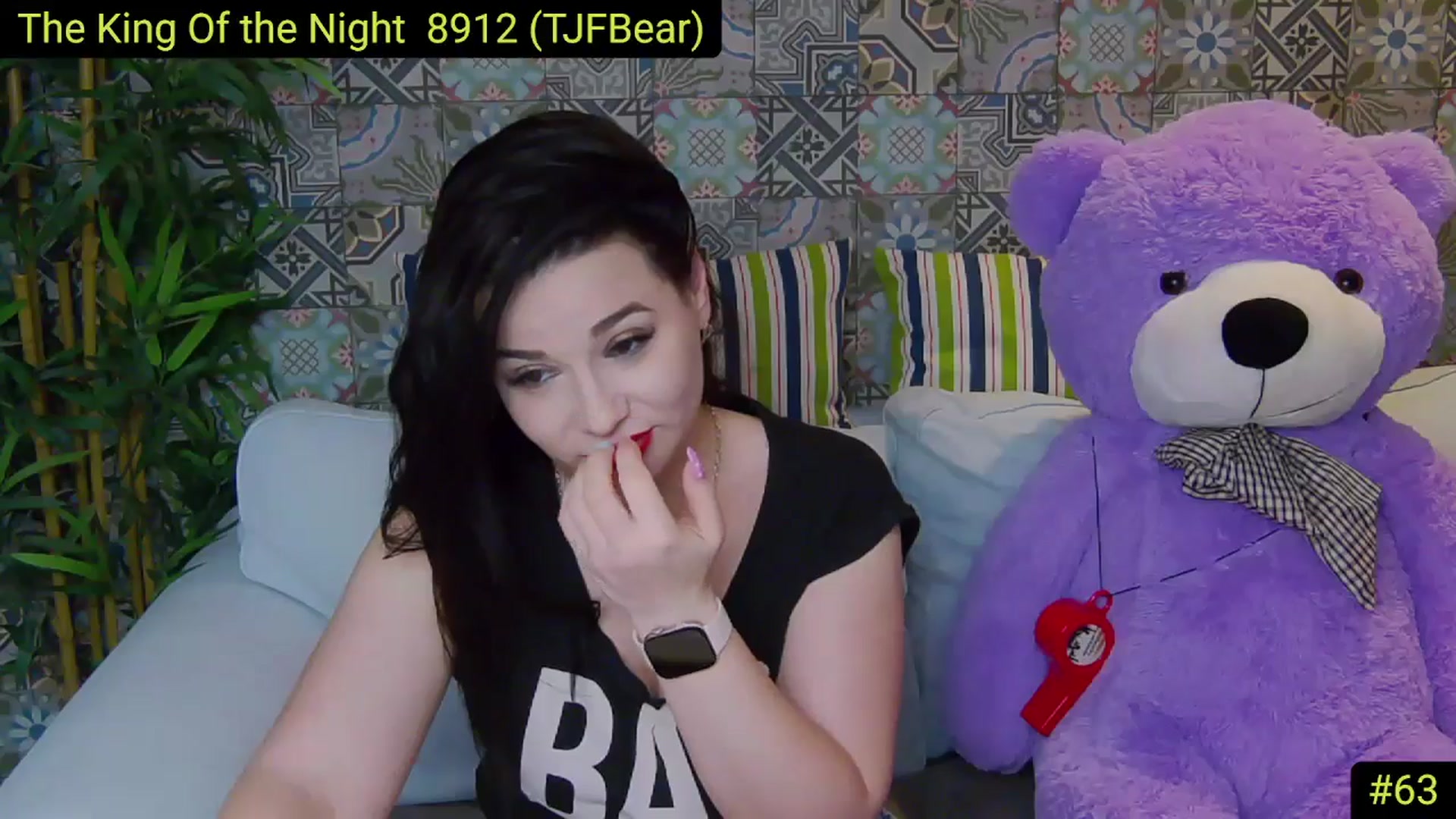 Gallery image thumbnail from AliciaKristal's myfreecams stream on, 04/24/2025, 23:35 image 12 of 20