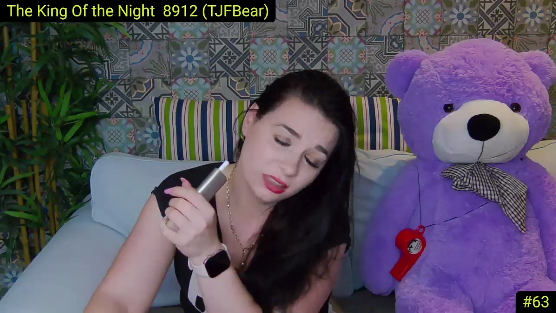 Gallery image thumbnail from AliciaKristal's myfreecams stream on, 04/24/2025, 23:35 image 16 of 20