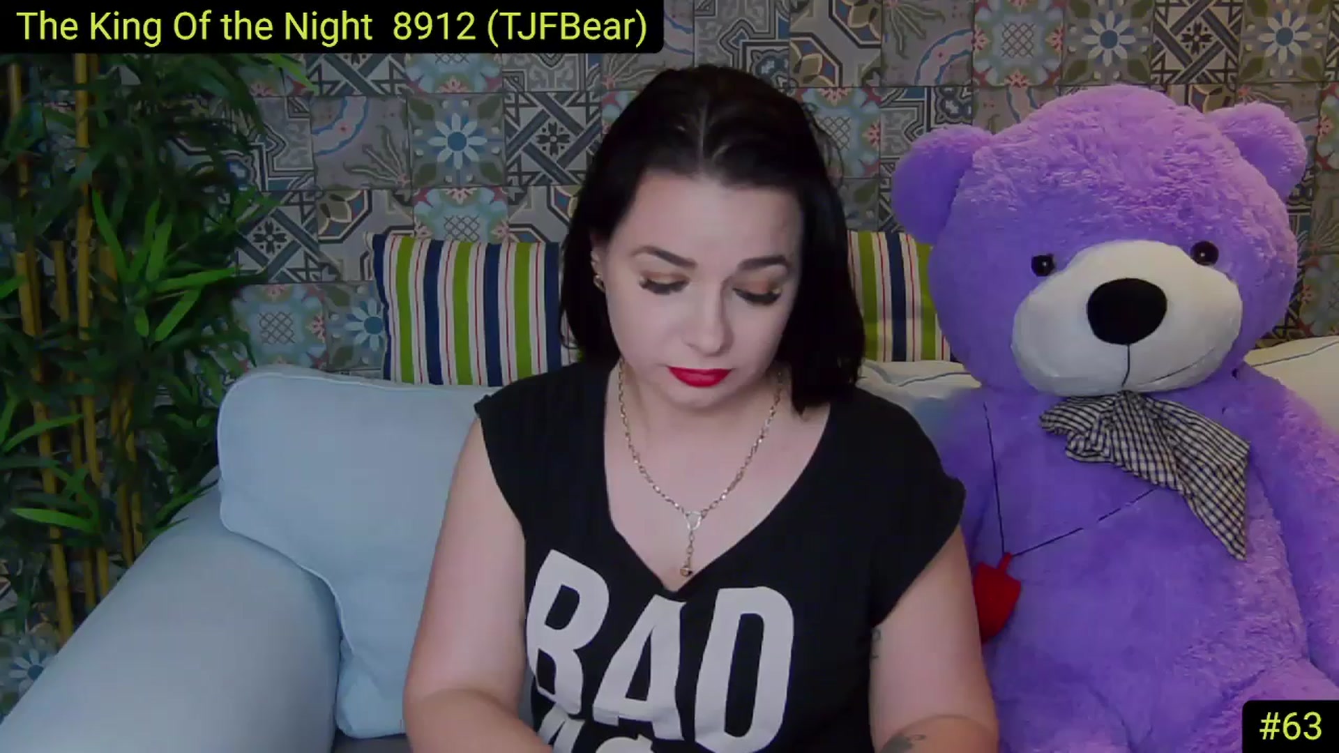 Gallery image thumbnail from AliciaKristal's myfreecams stream on, 04/24/2025, 23:35 image 7 of 20
