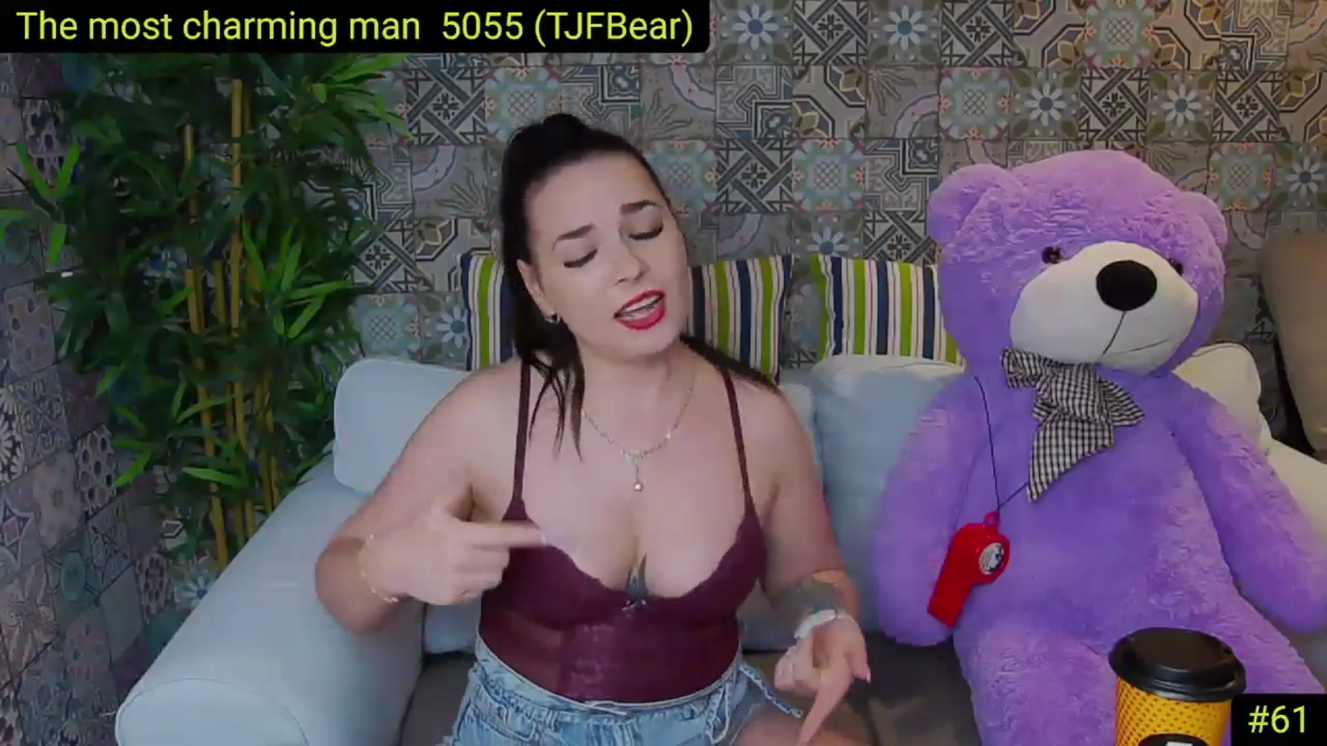 Gallery image thumbnail from AliciaKristal's myfreecams stream on, 04/25/2025, 19:31 image 6 of 20