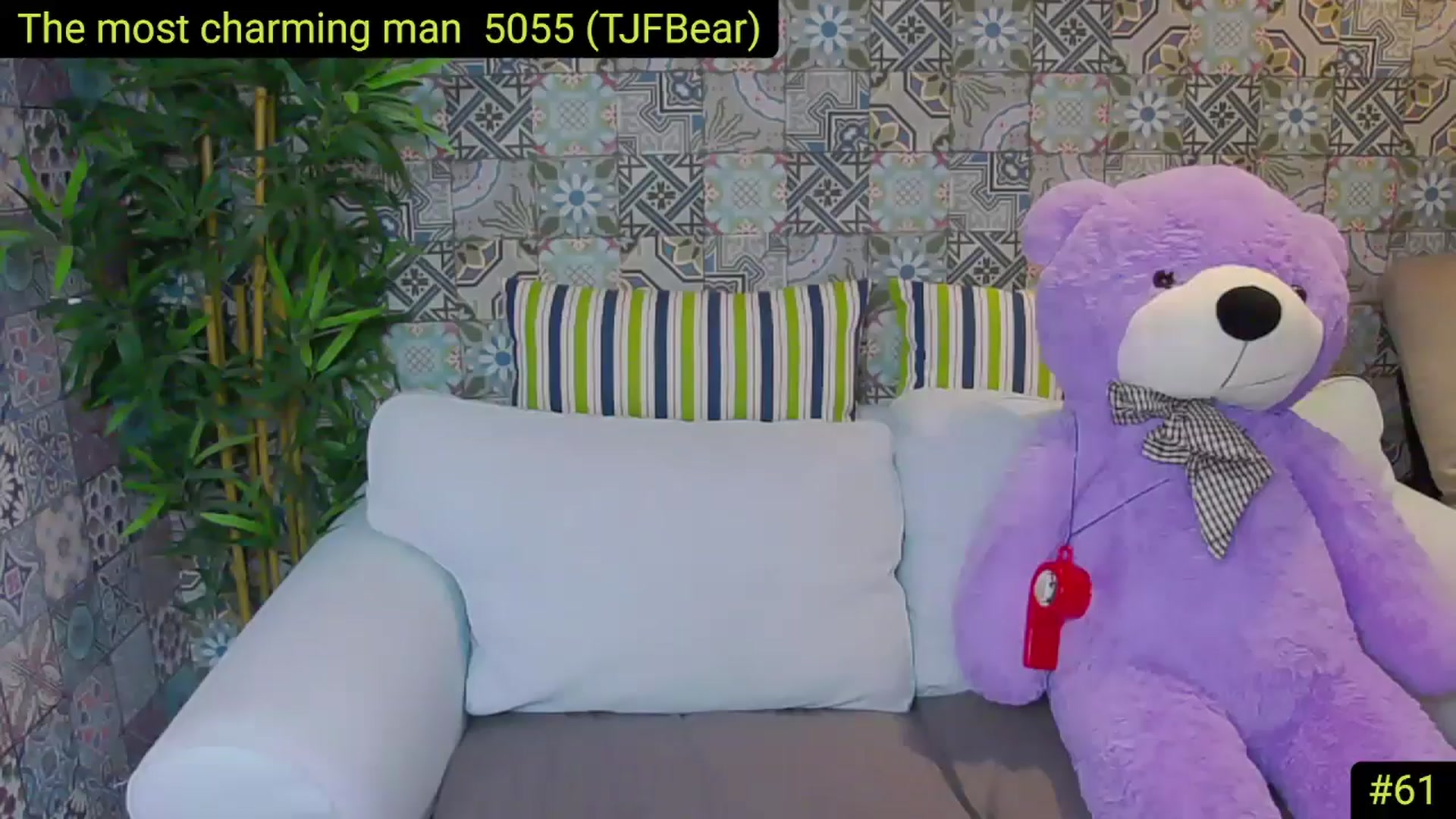 Gallery image thumbnail from AliciaKristal's myfreecams stream on, 04/25/2025, 19:31 image 11 of 20