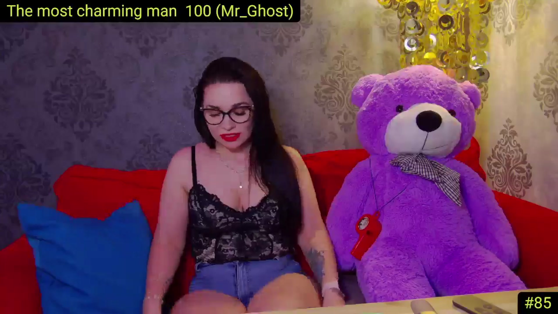Gallery image thumbnail from AliciaKristal's myfreecams stream on, 04/28/2025, 23:27 image 18 of 20