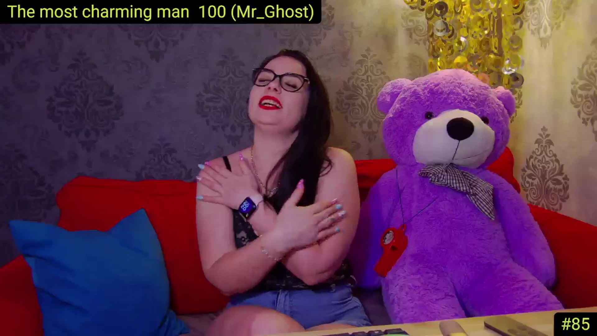 Gallery image thumbnail from AliciaKristal's myfreecams stream on, 04/28/2025, 23:27 image 19 of 20