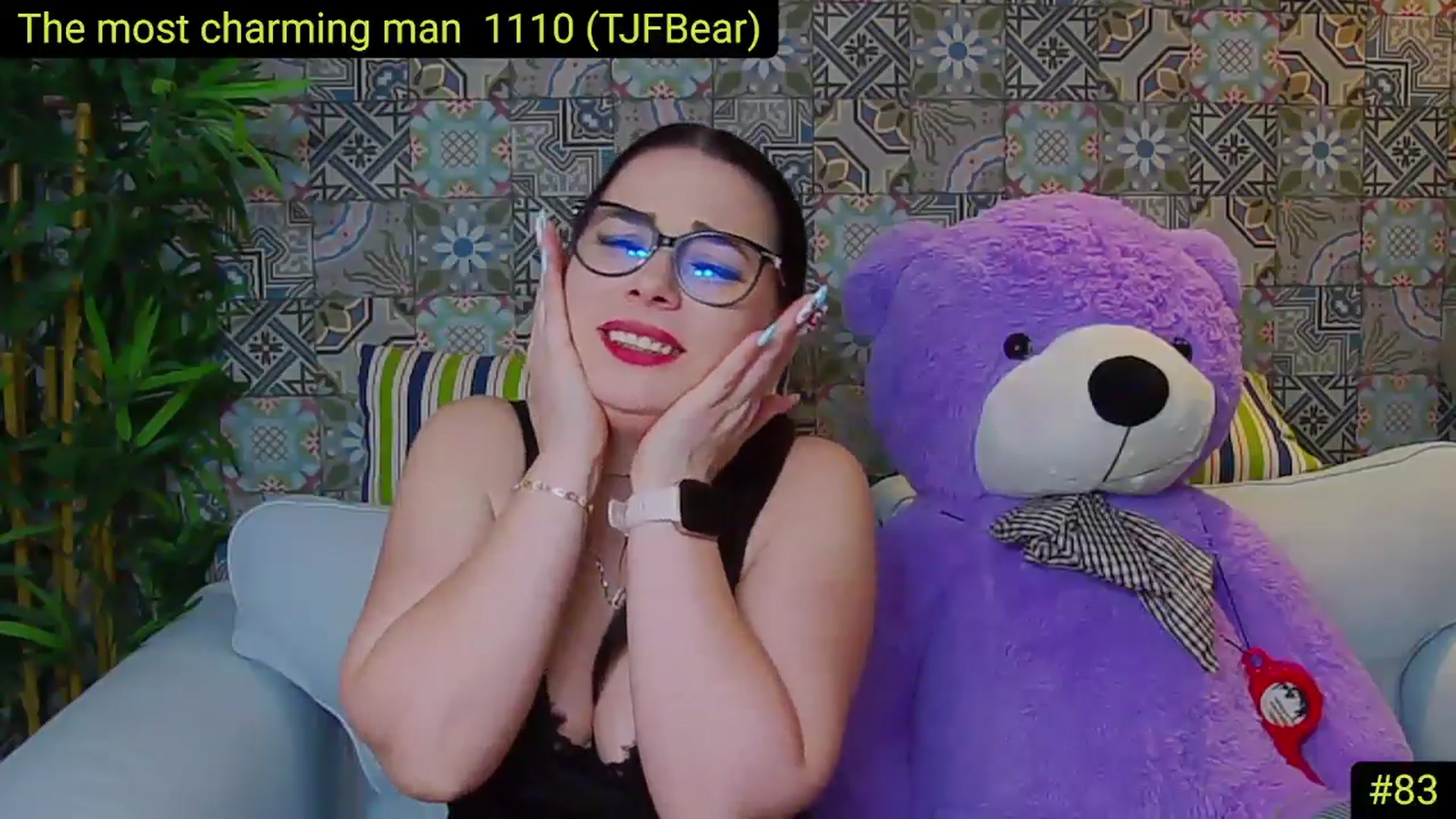 Gallery image thumbnail from AliciaKristal's myfreecams stream on, 04/29/2025, 22:18 image 11 of 20