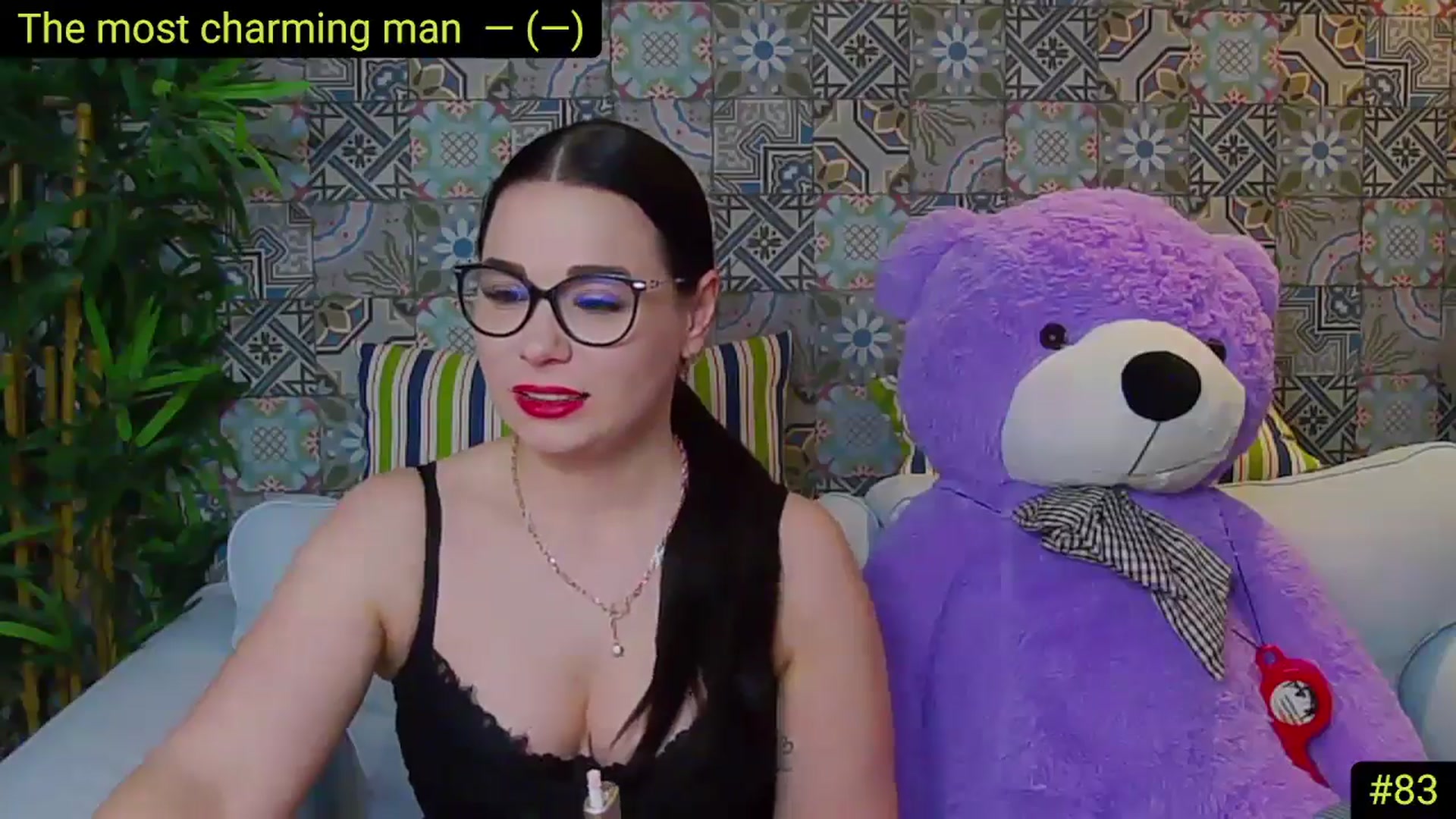 Gallery image thumbnail from AliciaKristal's myfreecams stream on, 04/29/2025, 22:18 image 2 of 20