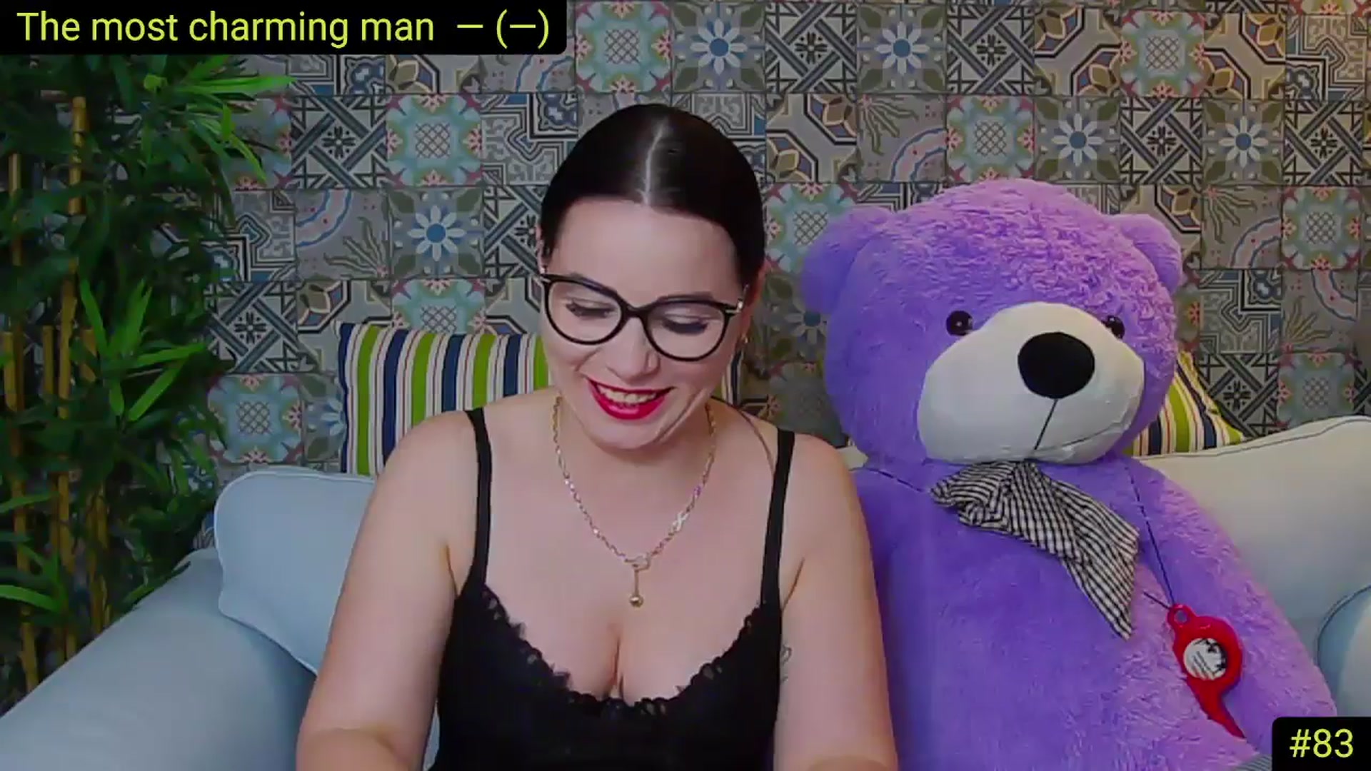 Gallery image thumbnail from AliciaKristal's myfreecams stream on, 04/29/2025, 22:18 image 3 of 20
