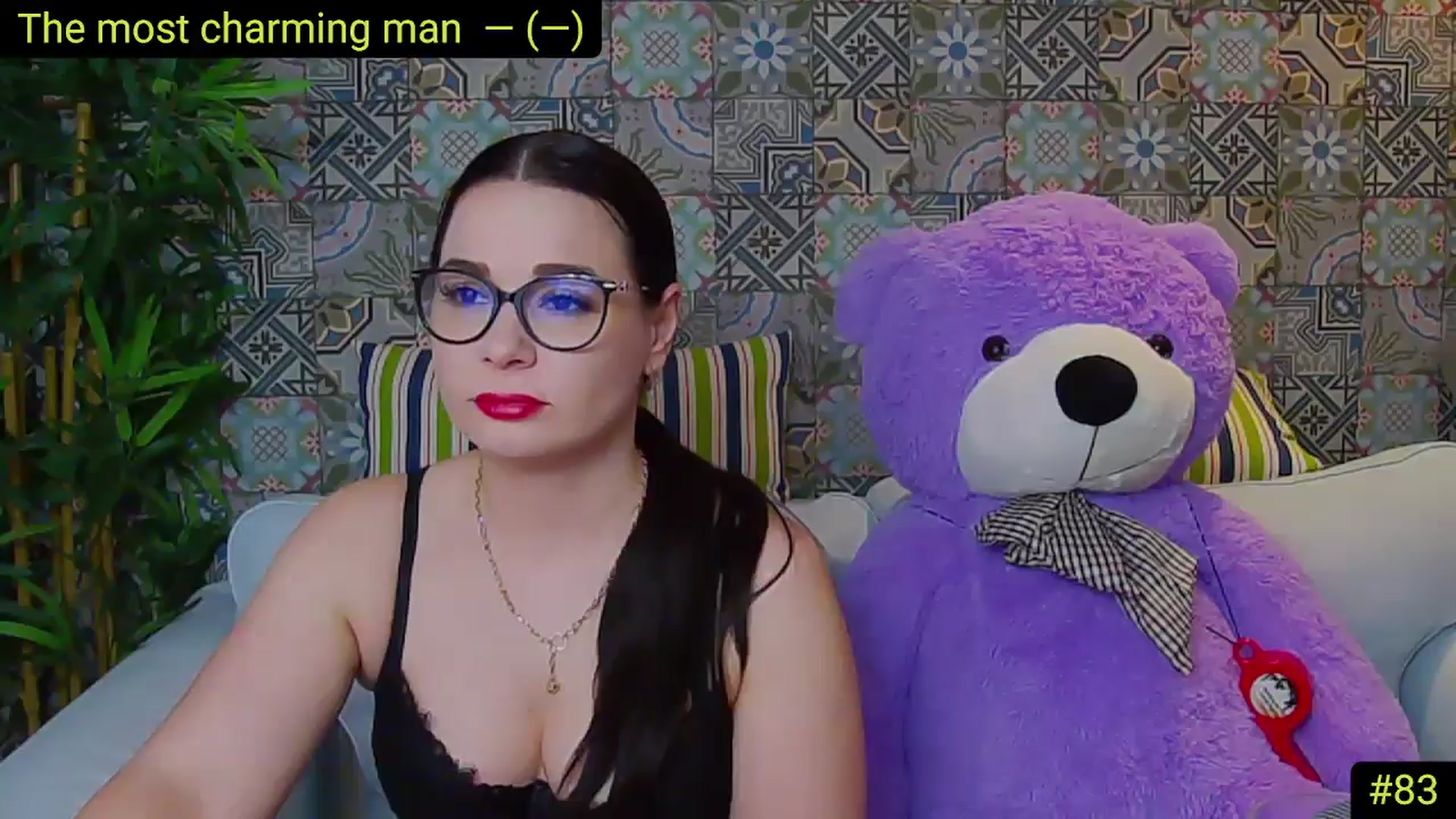 Gallery image thumbnail from AliciaKristal's myfreecams stream on, 04/29/2025, 22:18 image 6 of 20