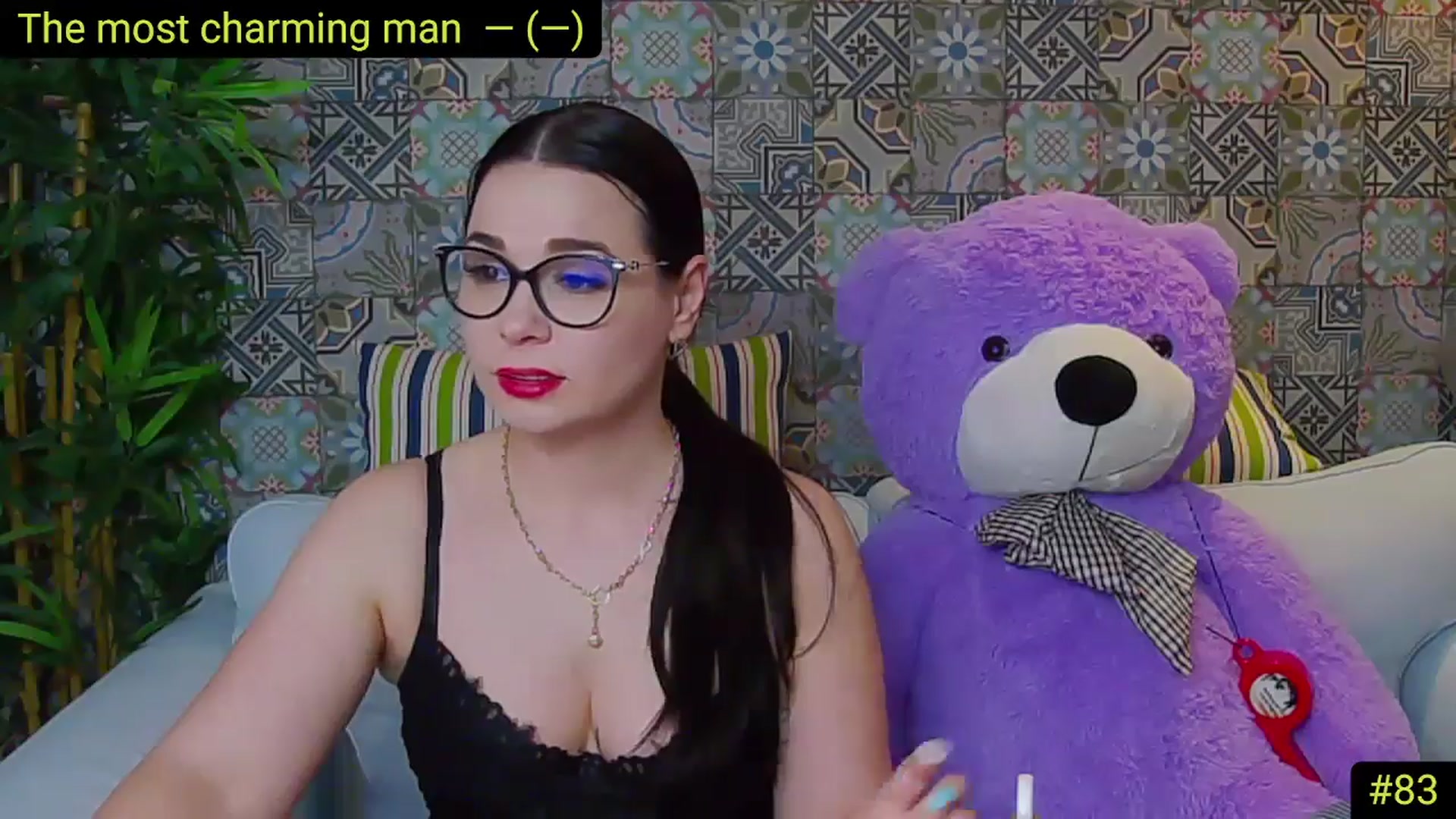 Gallery image thumbnail from AliciaKristal's myfreecams stream on, 04/29/2025, 22:18 image 5 of 20