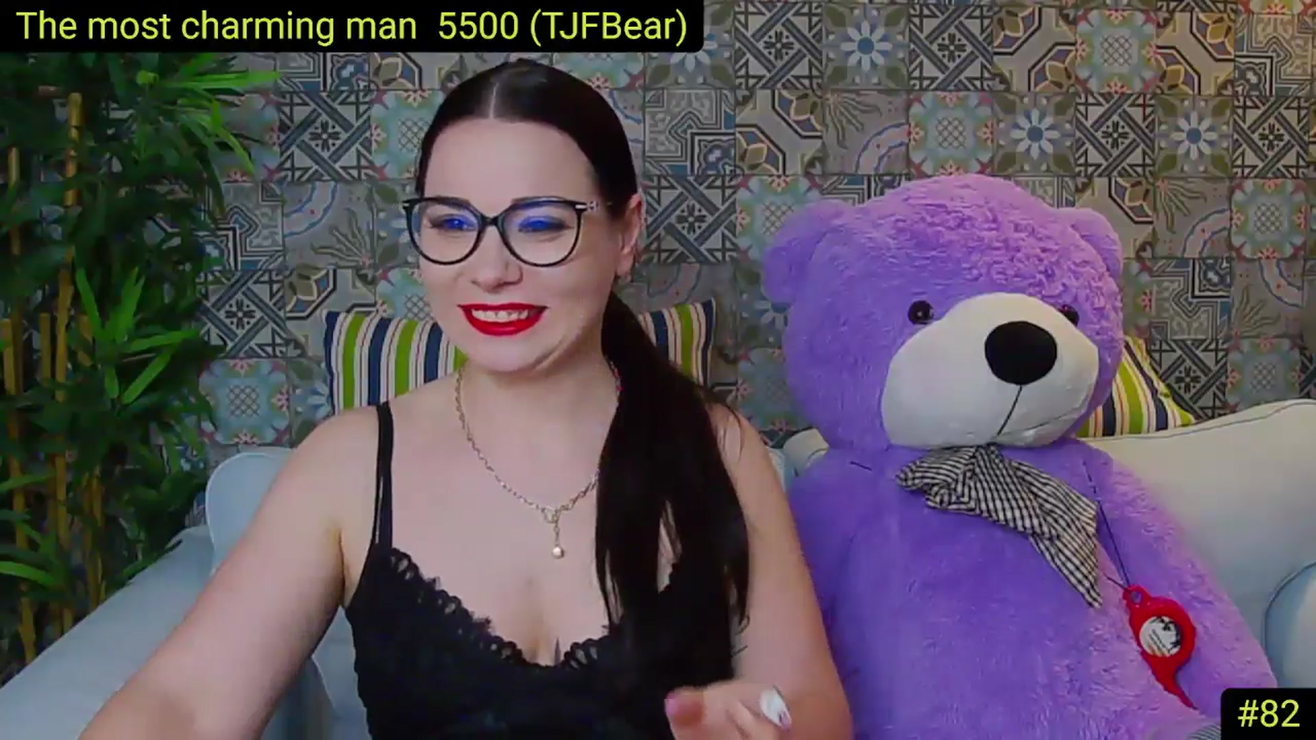Gallery image thumbnail from AliciaKristal's myfreecams stream on, 04/29/2025, 22:18 image 20 of 20