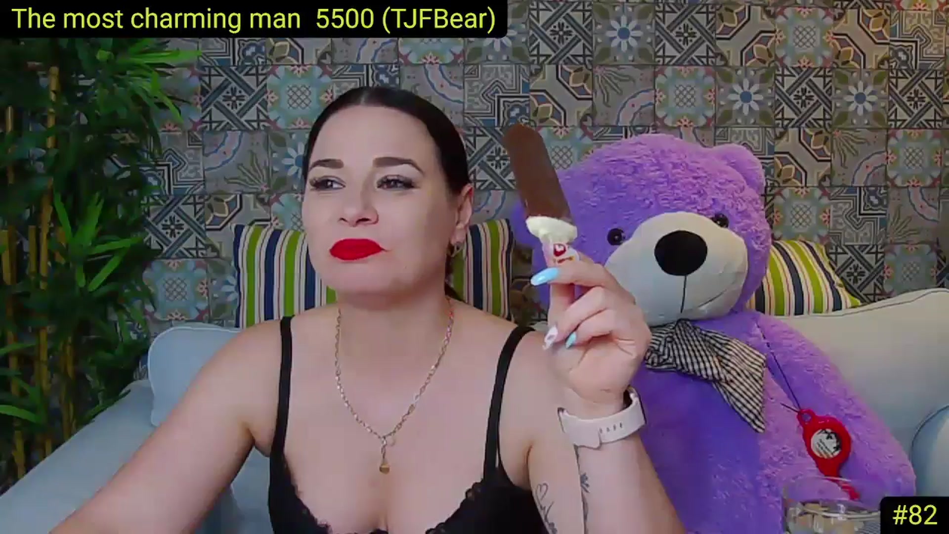 Gallery image thumbnail from AliciaKristal's myfreecams stream on, 04/30/2025, 24:01 image 4 of 20