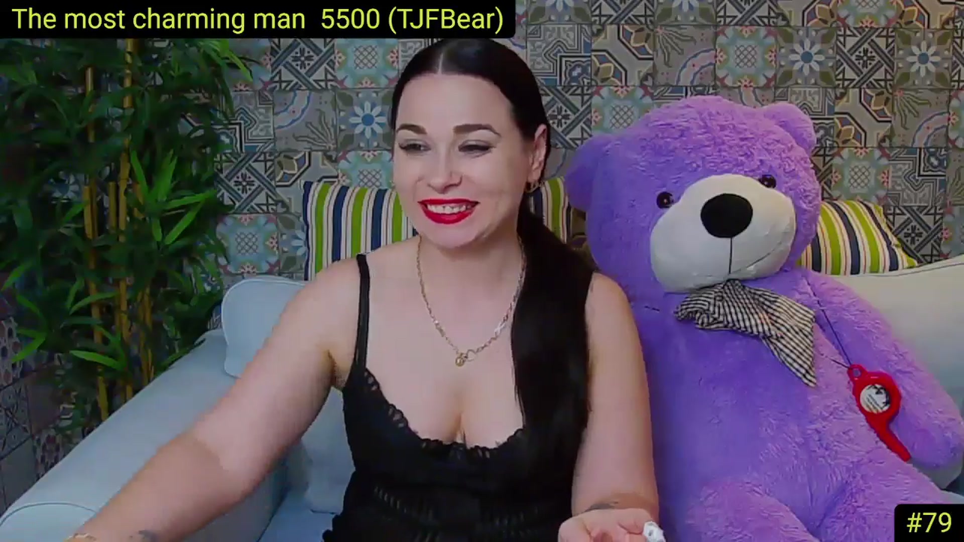 Gallery image thumbnail from AliciaKristal's myfreecams stream on, 04/30/2025, 24:01 image 15 of 20