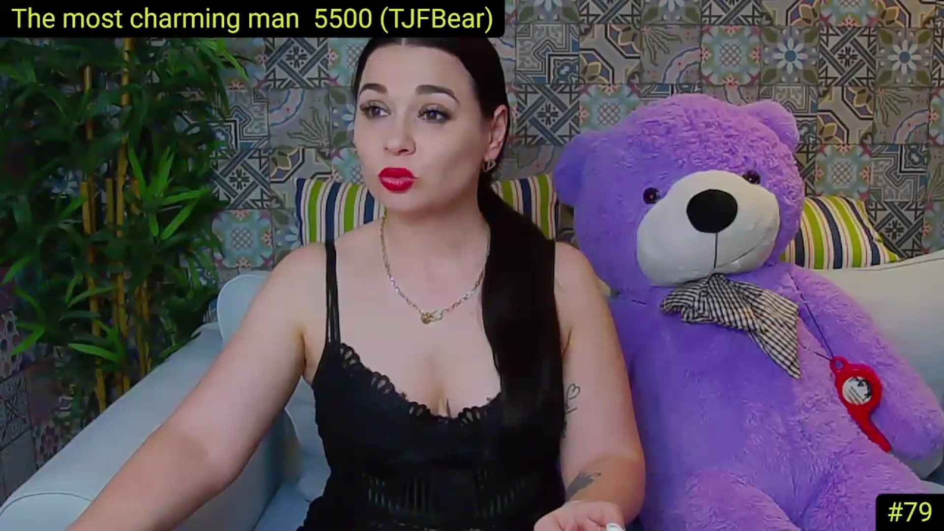 Gallery image thumbnail from AliciaKristal's myfreecams stream on, 04/30/2025, 24:01 image 18 of 20