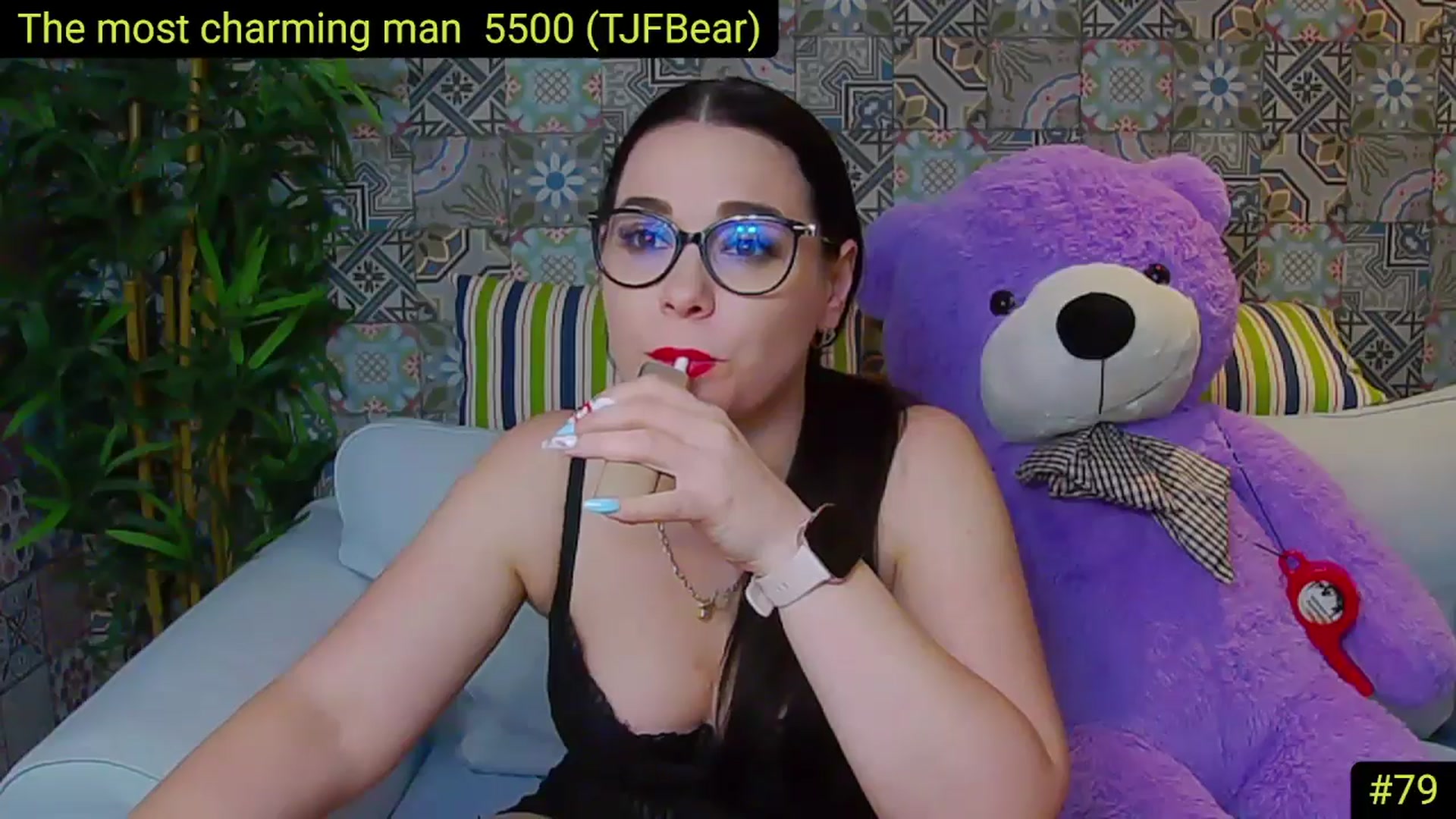 Gallery image thumbnail from AliciaKristal's myfreecams stream on, 04/30/2025, 01:01 image 3 of 20