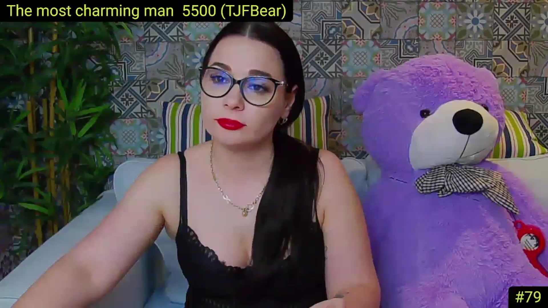 Gallery image thumbnail from AliciaKristal's myfreecams stream on, 04/30/2025, 01:01 image 17 of 20