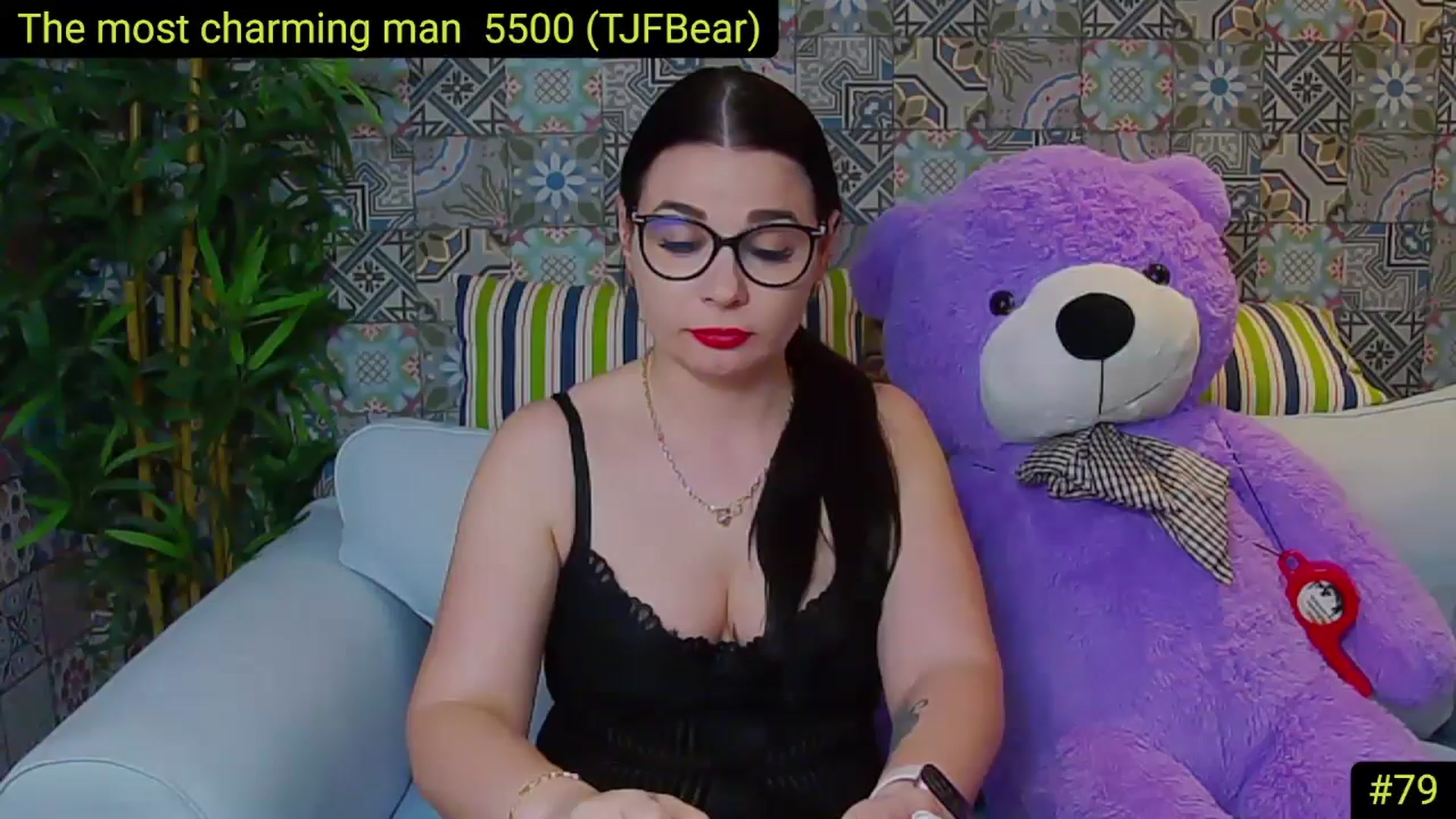 Gallery image thumbnail from AliciaKristal's myfreecams stream on, 04/30/2025, 01:01 image 1 of 20