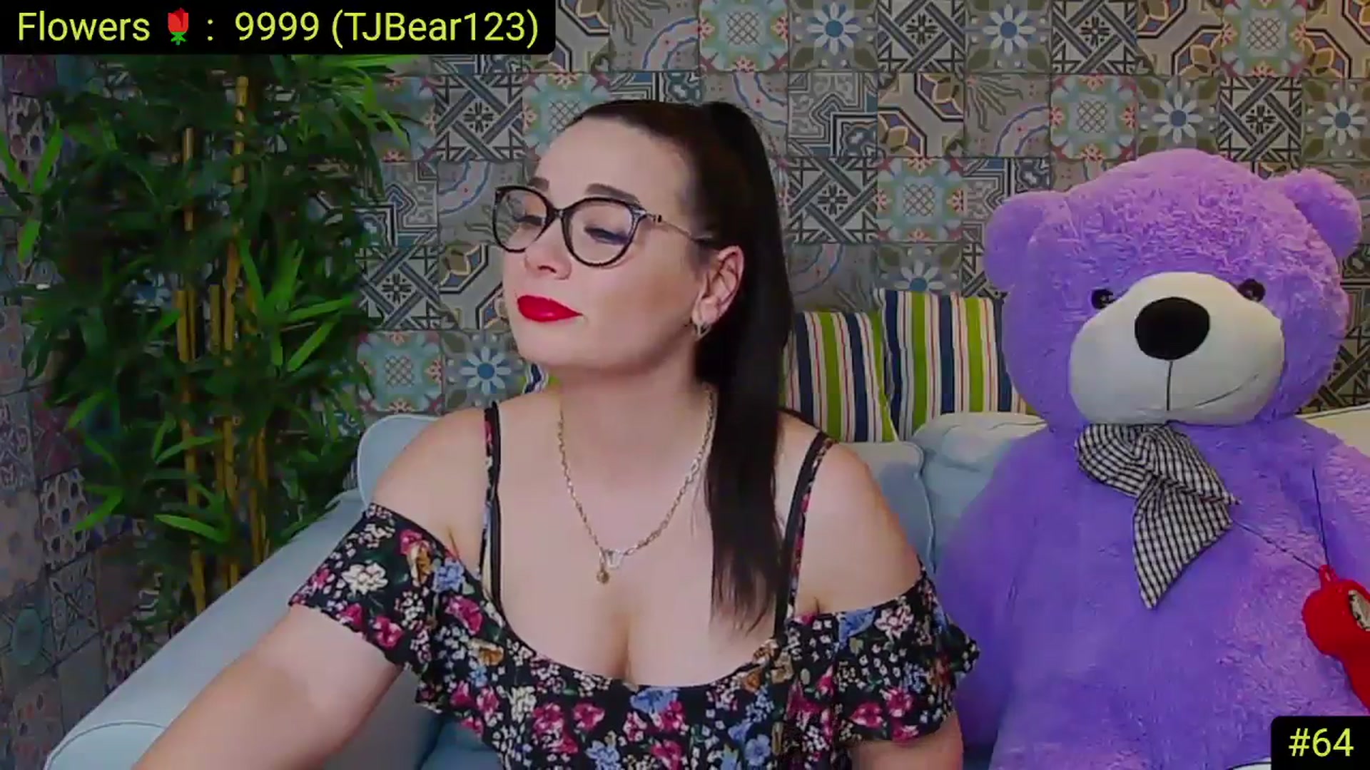 Gallery image thumbnail from AliciaKristal's myfreecams stream on, 05/02/2025, 24:23 image 4 of 20