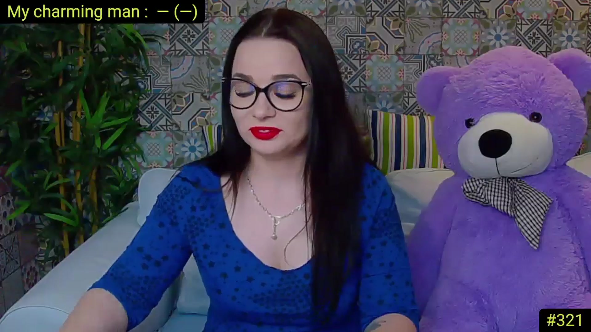 Gallery image thumbnail from AliciaKristal's myfreecams stream on, 05/06/2025, 18:24 image 6 of 20