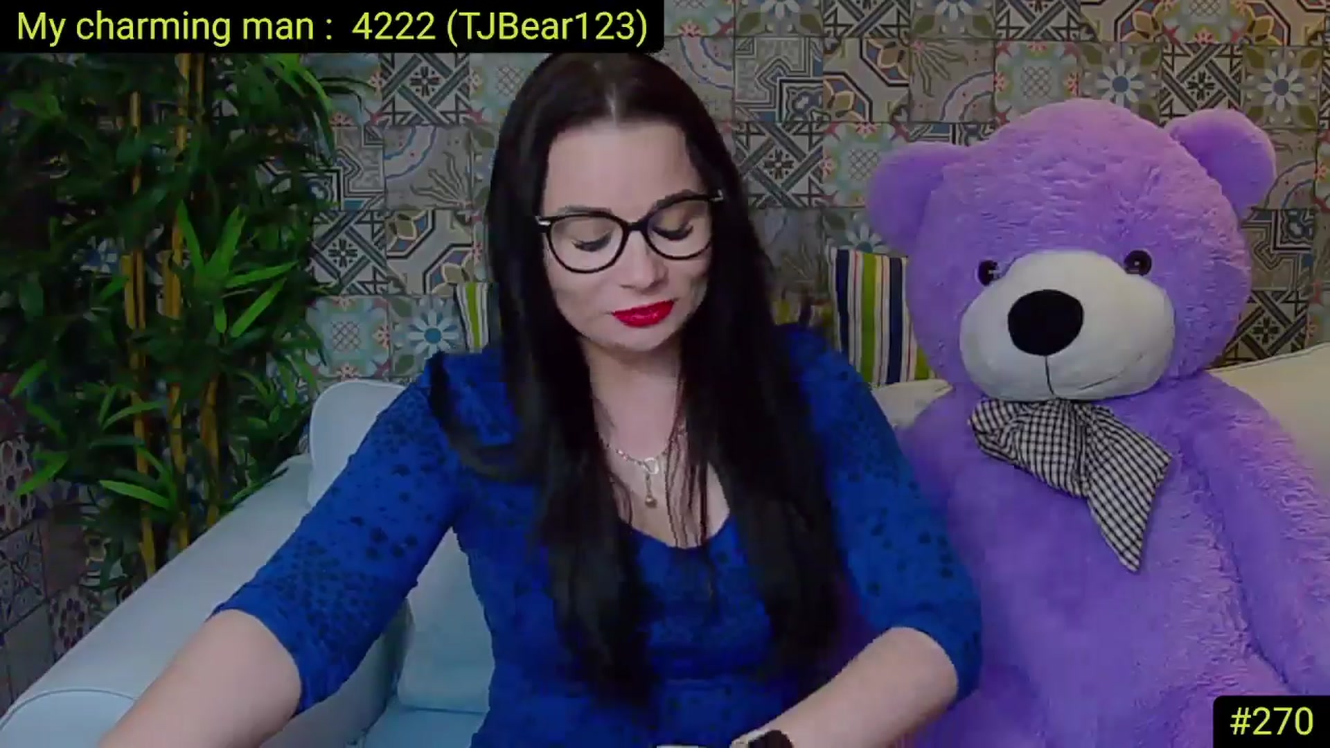 Gallery image thumbnail from AliciaKristal's myfreecams stream on, 05/06/2025, 18:24 image 17 of 20