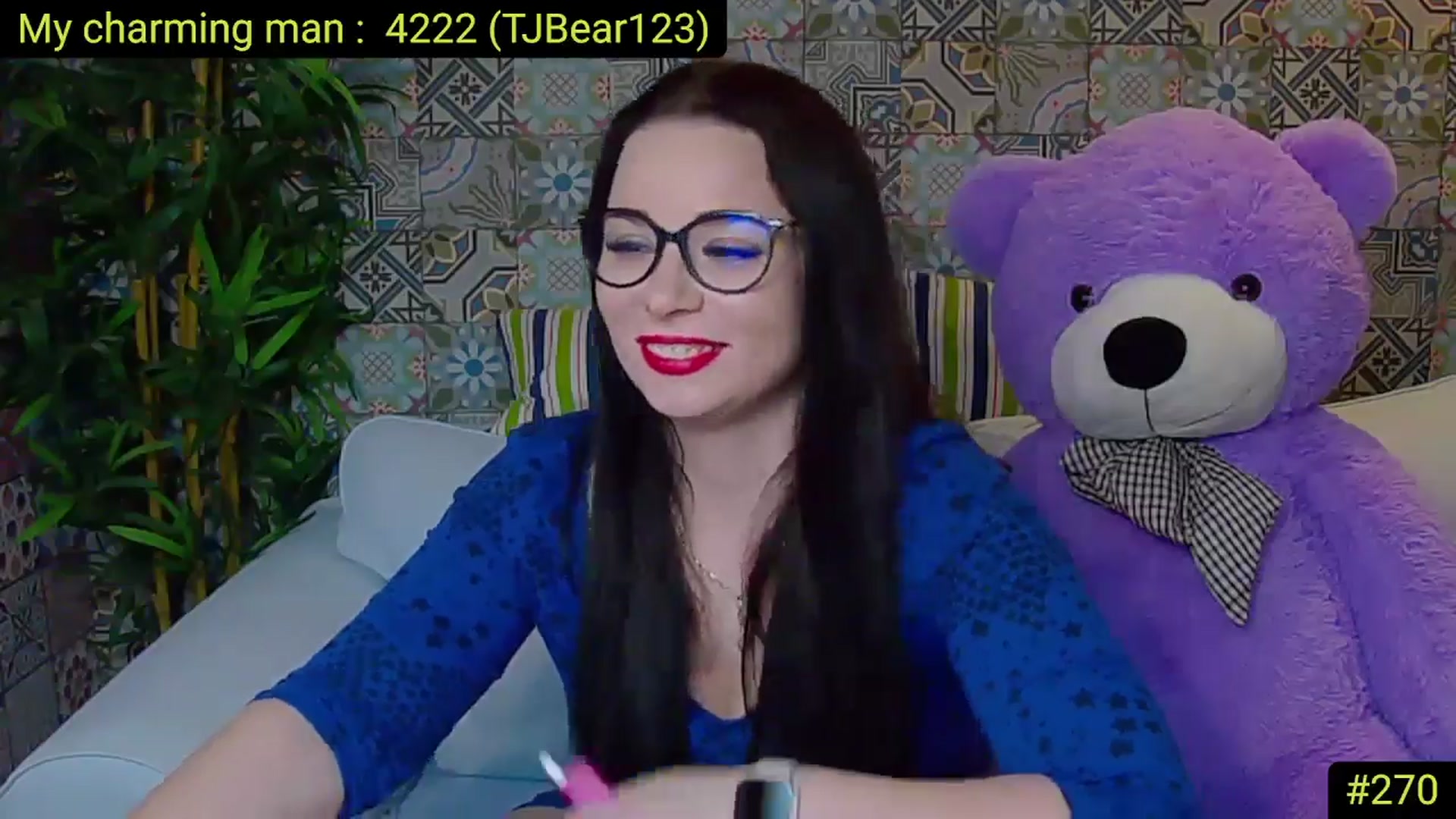 Gallery image thumbnail from AliciaKristal's myfreecams stream on, 05/06/2025, 18:24 image 18 of 20
