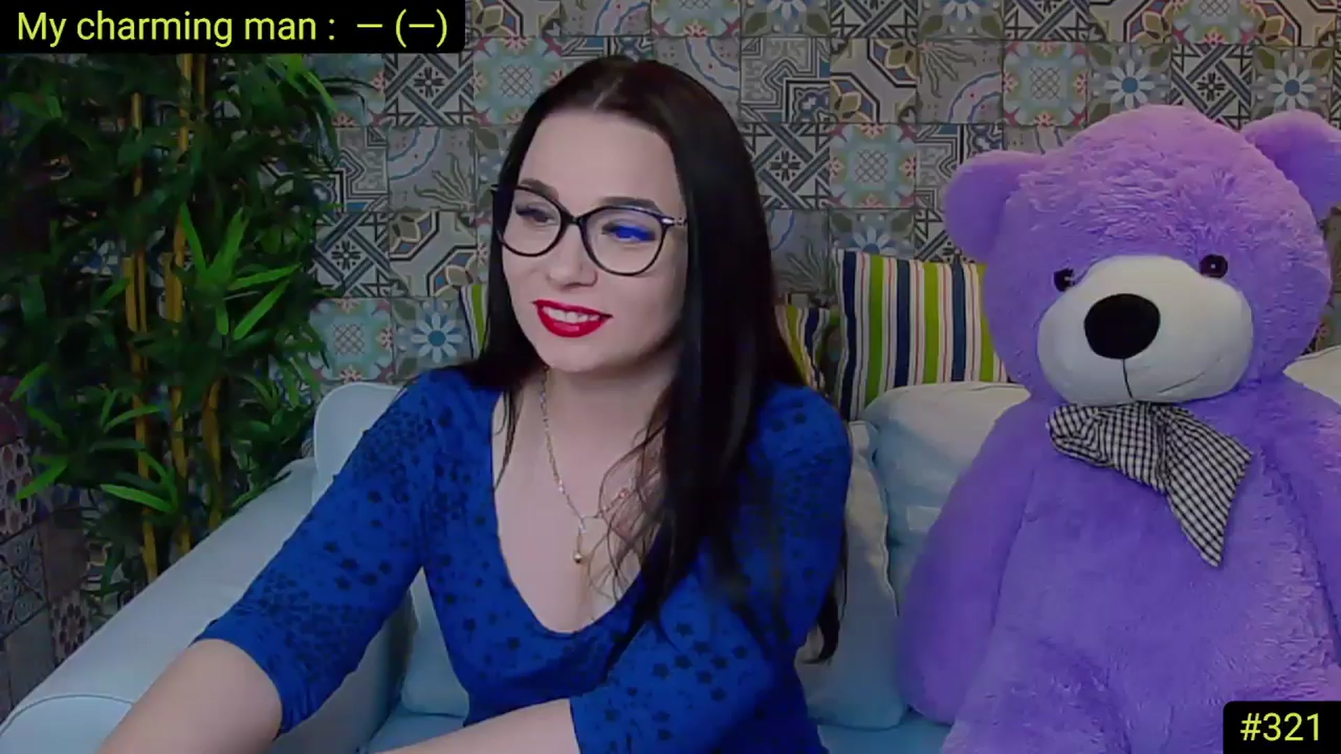 Gallery image thumbnail from AliciaKristal's myfreecams stream on, 05/06/2025, 18:24 image 5 of 20