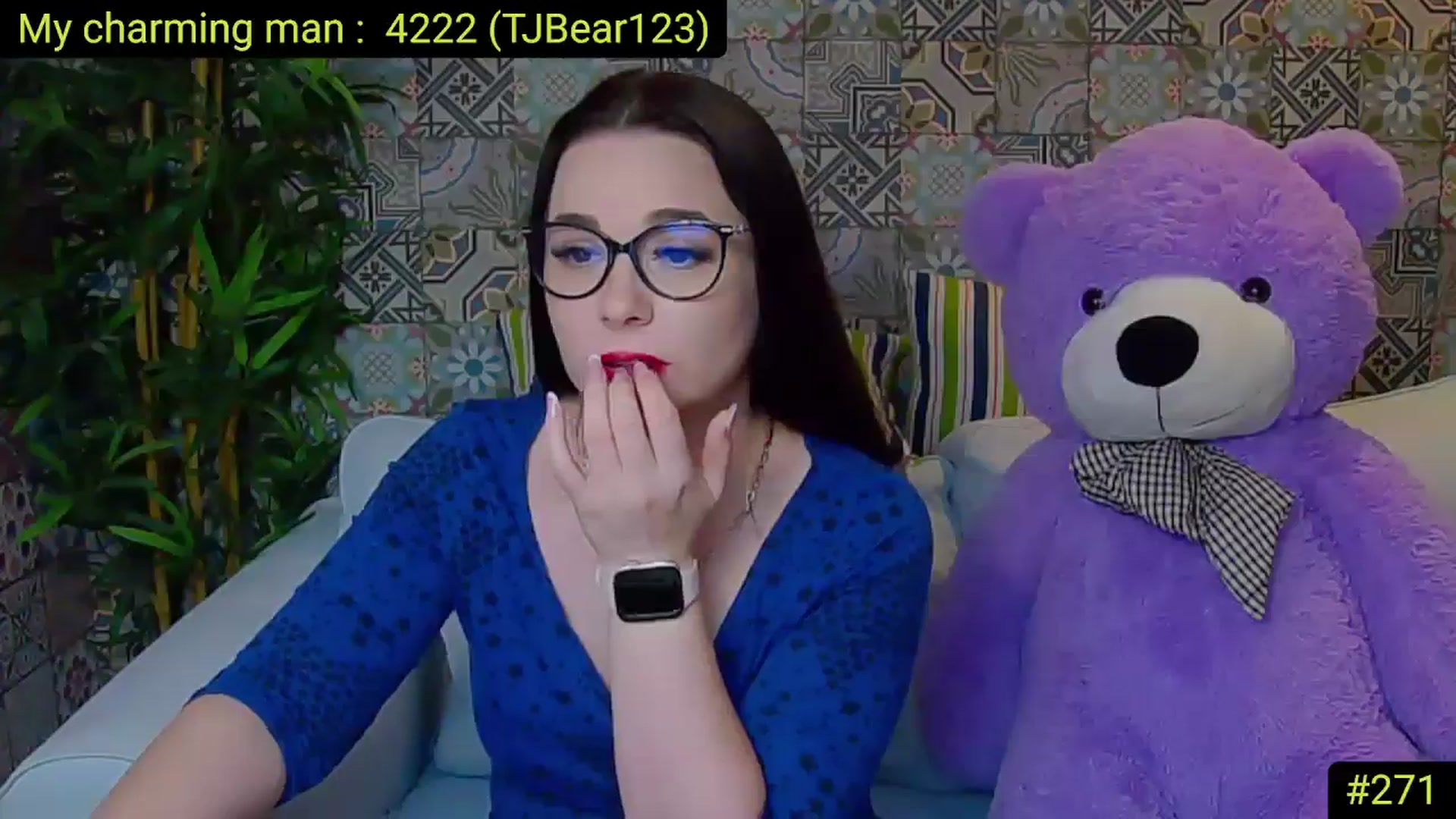 Gallery image thumbnail from AliciaKristal's myfreecams stream on, 05/06/2025, 18:24 image 20 of 20
