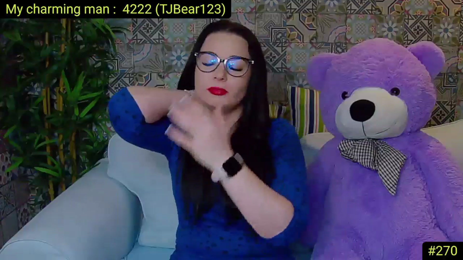 Gallery image thumbnail from AliciaKristal's myfreecams stream on, 05/06/2025, 18:24 image 19 of 20