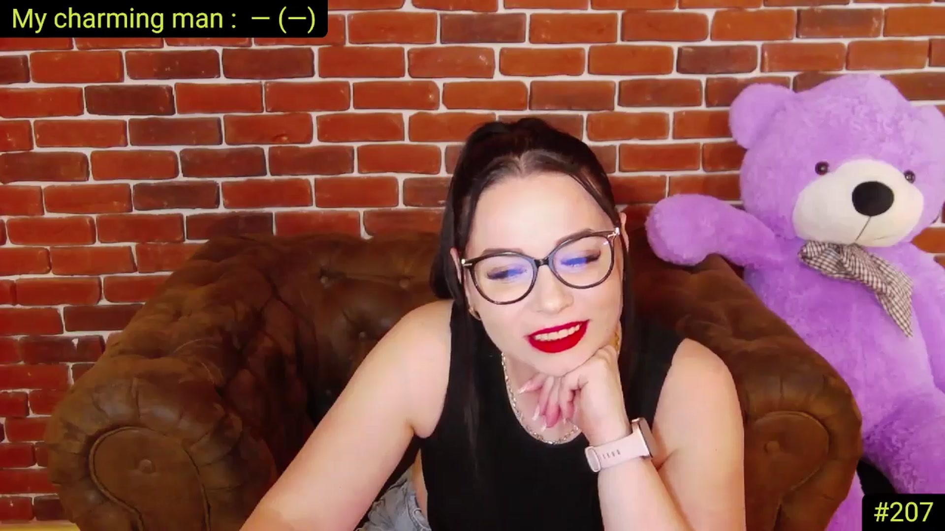 Gallery image thumbnail from AliciaKristal's myfreecams stream on, 05/08/2025, 21:18 image 6 of 20