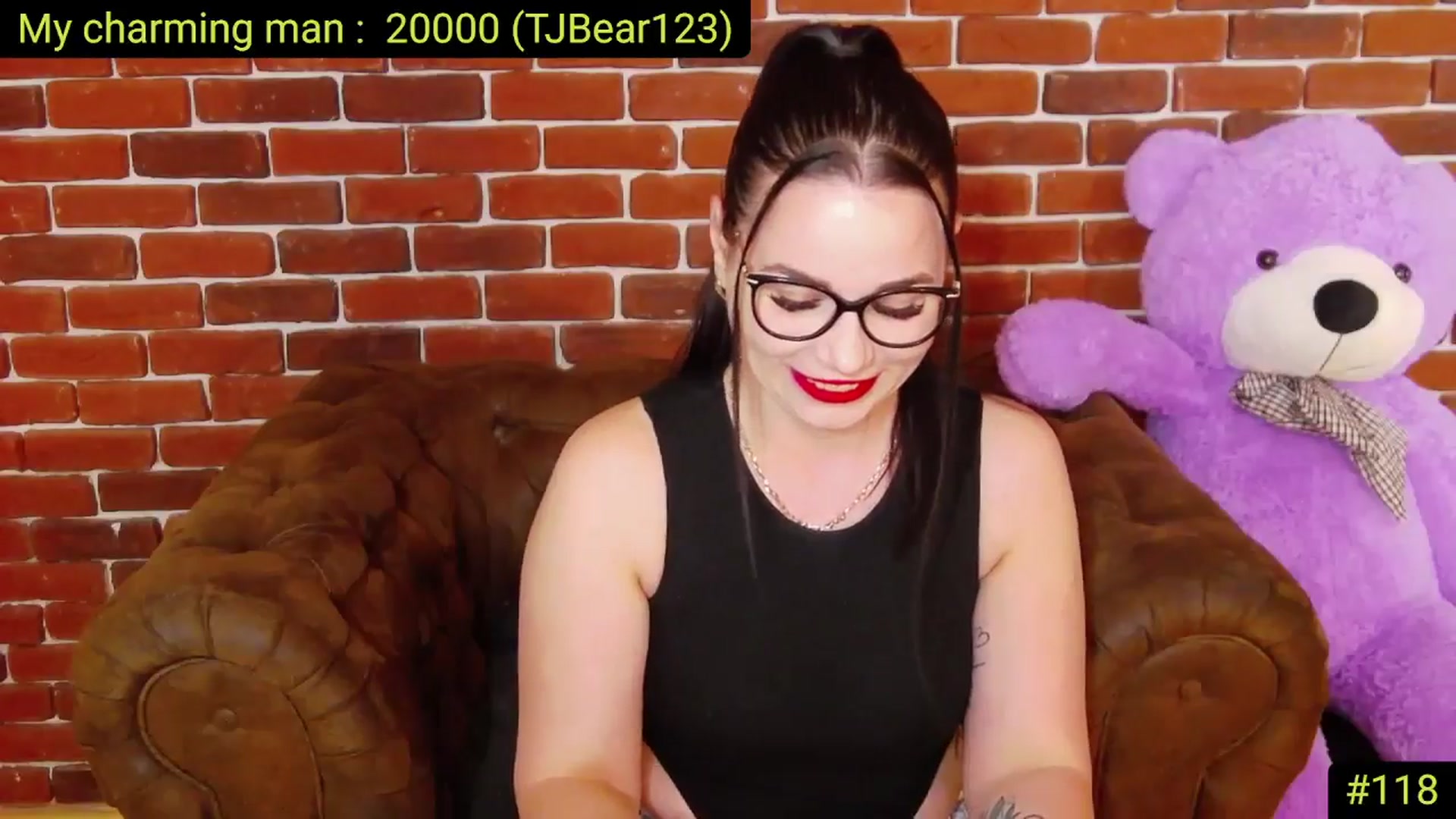 Gallery image thumbnail from AliciaKristal's myfreecams stream on, 05/08/2025, 21:18 image 18 of 20