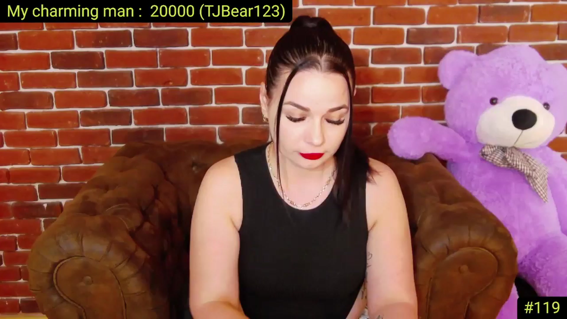 Gallery image thumbnail from AliciaKristal's myfreecams stream on, 05/09/2025, 24:05 image 1 of 20