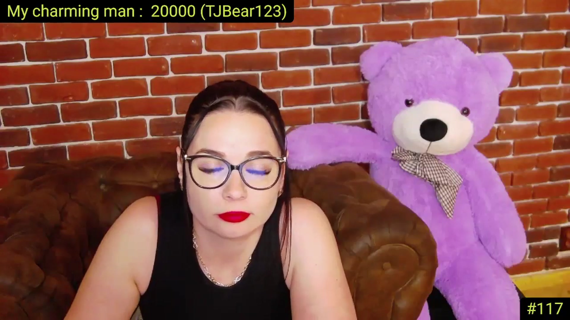 Gallery image thumbnail from AliciaKristal's myfreecams stream on, 05/09/2025, 01:53 image 16 of 20