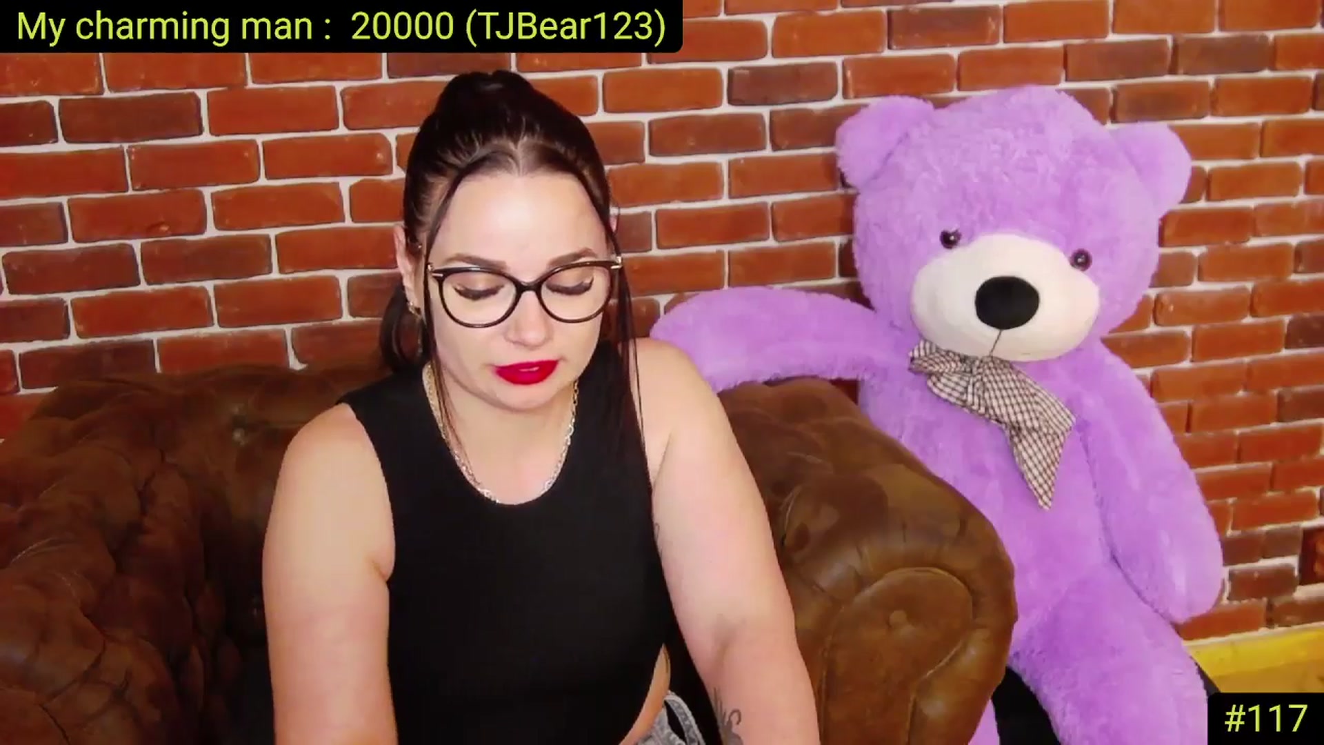 Gallery image thumbnail from AliciaKristal's myfreecams stream on, 05/09/2025, 01:53 image 19 of 20