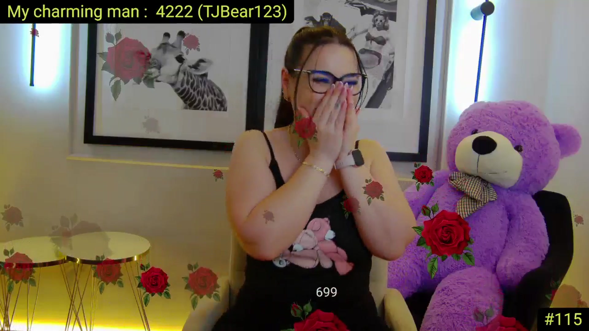 Gallery image thumbnail from AliciaKristal's myfreecams stream on, 05/11/2025, 24:03 image 6 of 20