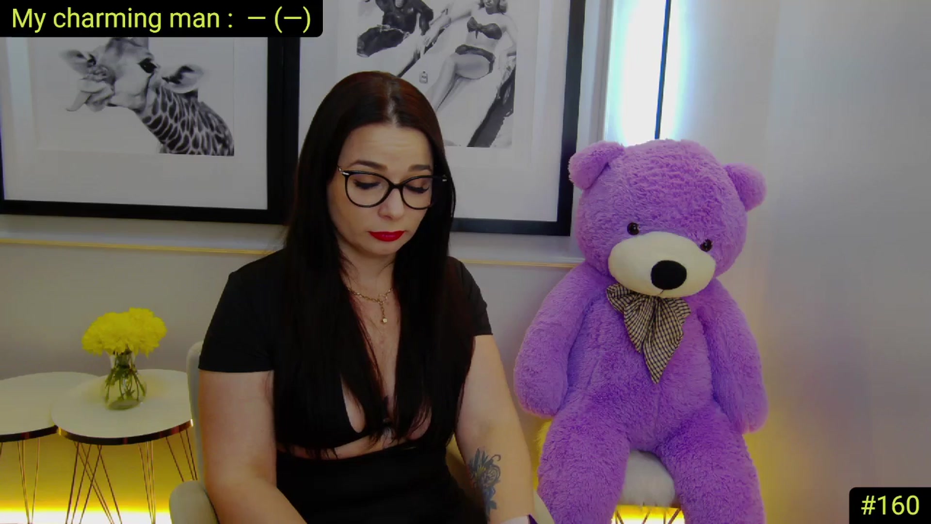 Gallery image thumbnail from AliciaKristal's myfreecams stream on, 05/13/2025, 23:33 image 6 of 20