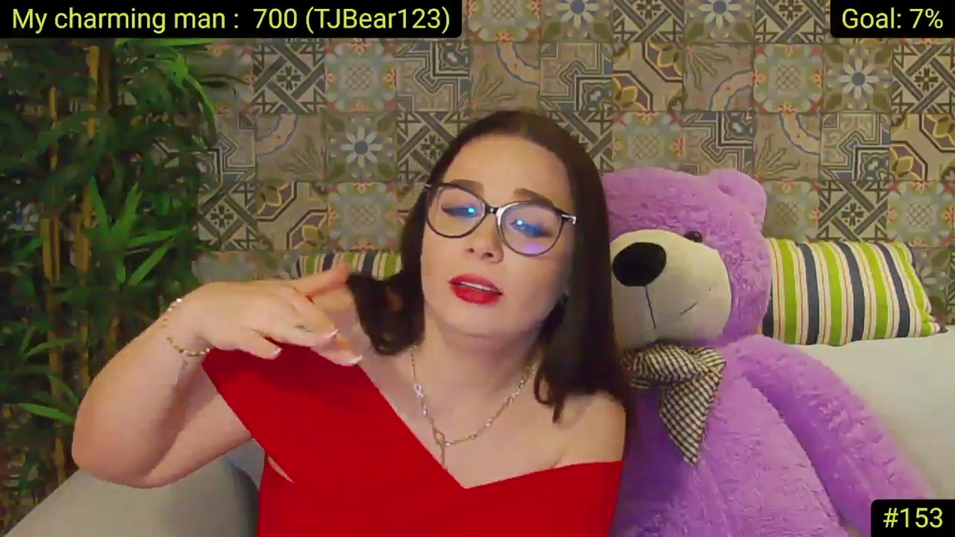 Gallery image thumbnail from AliciaKristal's myfreecams stream on, 05/14/2025, 22:07 image 15 of 20