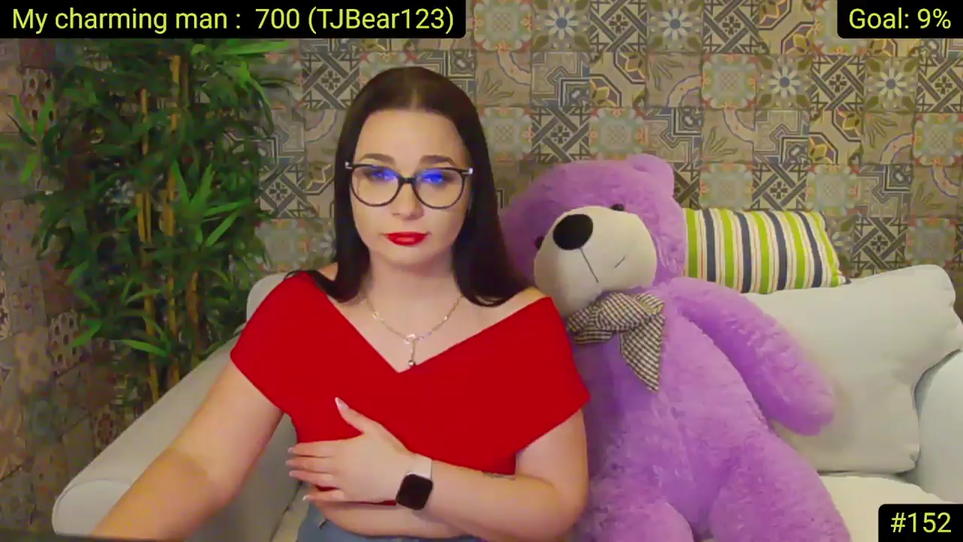 Gallery image thumbnail from AliciaKristal's myfreecams stream on, 05/14/2025, 23:35 image 16 of 20