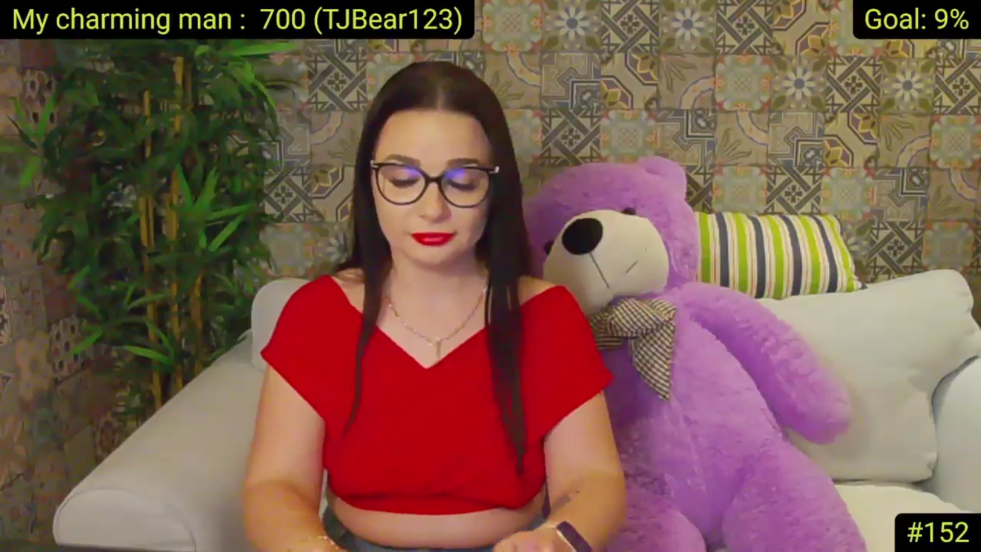 Gallery image thumbnail from AliciaKristal's myfreecams stream on, 05/14/2025, 23:35 image 4 of 20