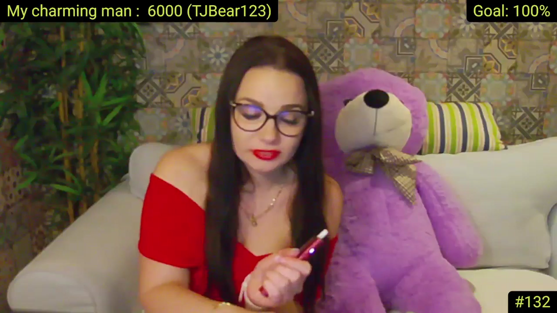 Gallery image thumbnail from AliciaKristal's myfreecams stream on, 05/15/2025, 01:51 image 16 of 20