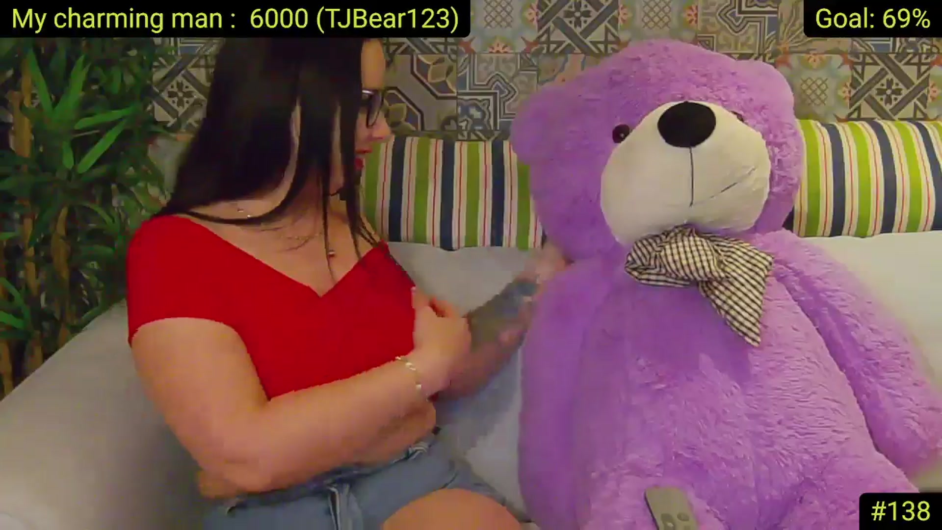 Gallery image thumbnail from AliciaKristal's myfreecams stream on, 05/15/2025, 01:51 image 6 of 20